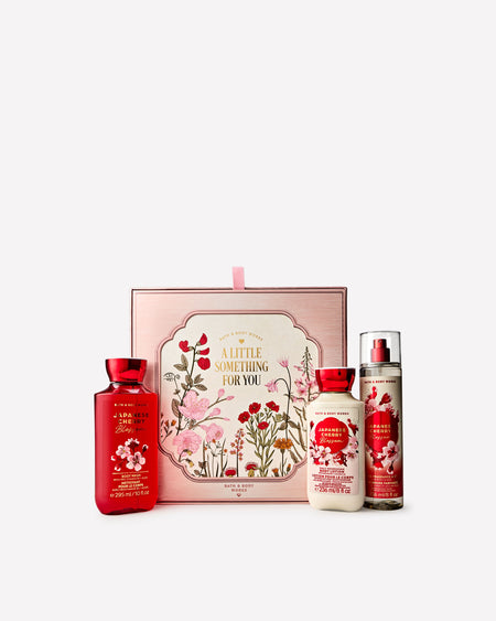 Bath & Body Works Japanese Cherry Blossom Gift Set