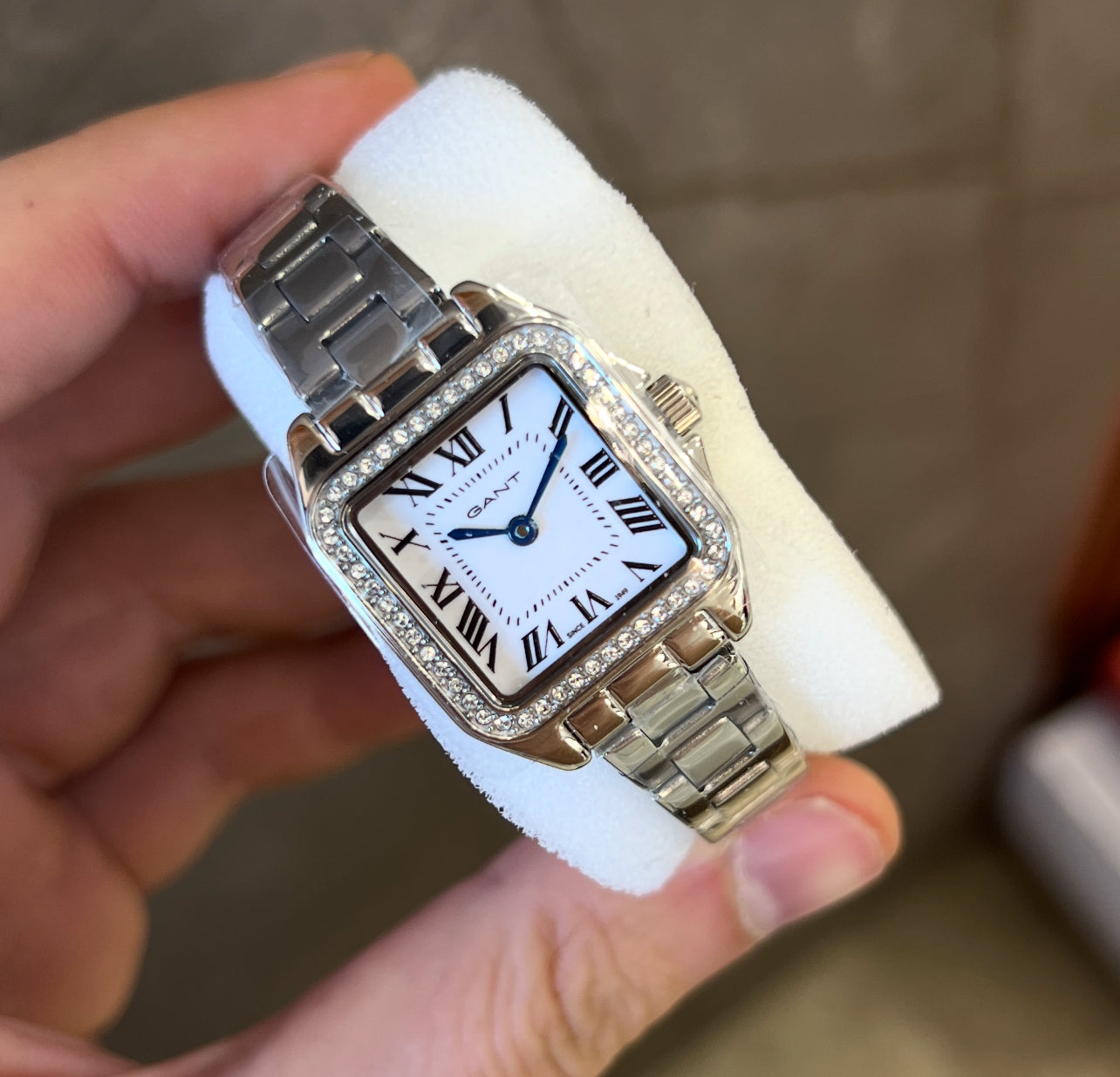 ساعة جانت Seneca