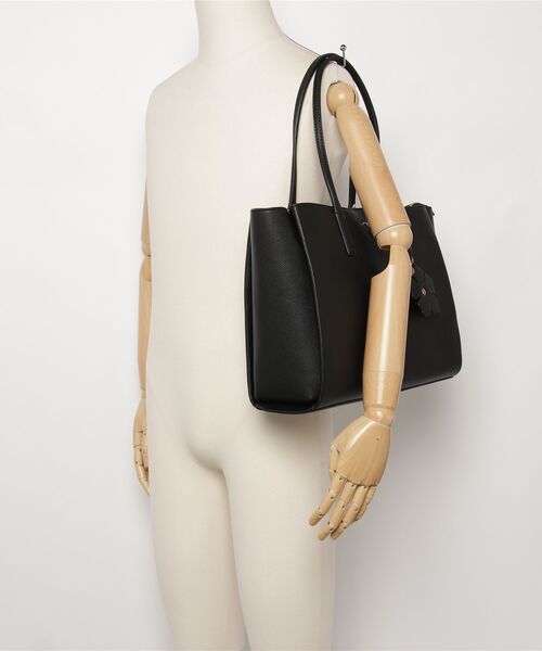 Guess Lucci Tote Bag