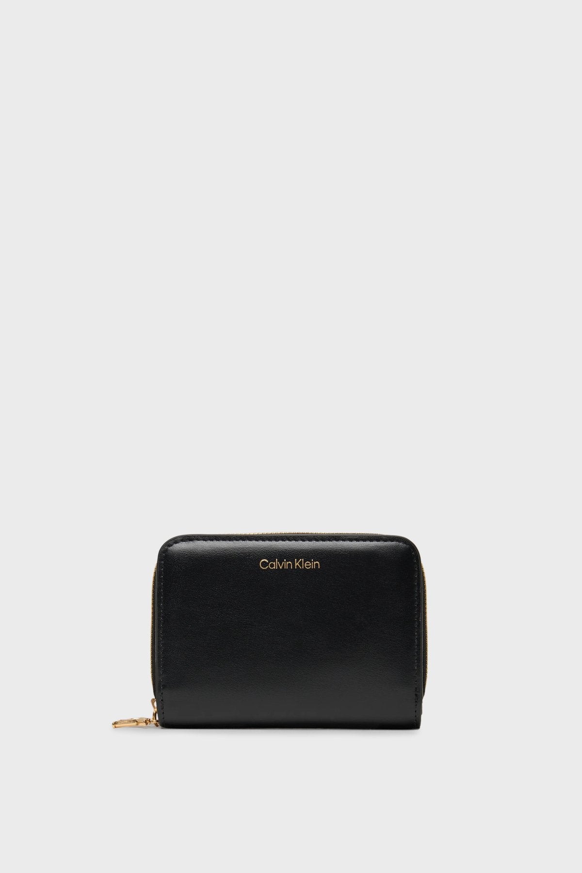محفظة كالفين كلاين Puller Medium Flap Zip Around