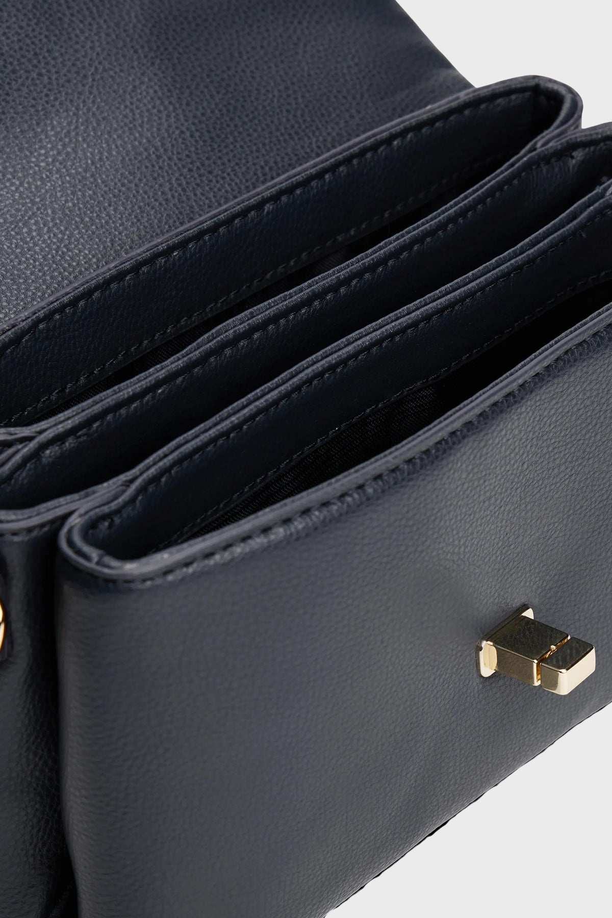 Tommy Hilfiger Modern Turn Lock Crossbody Bag