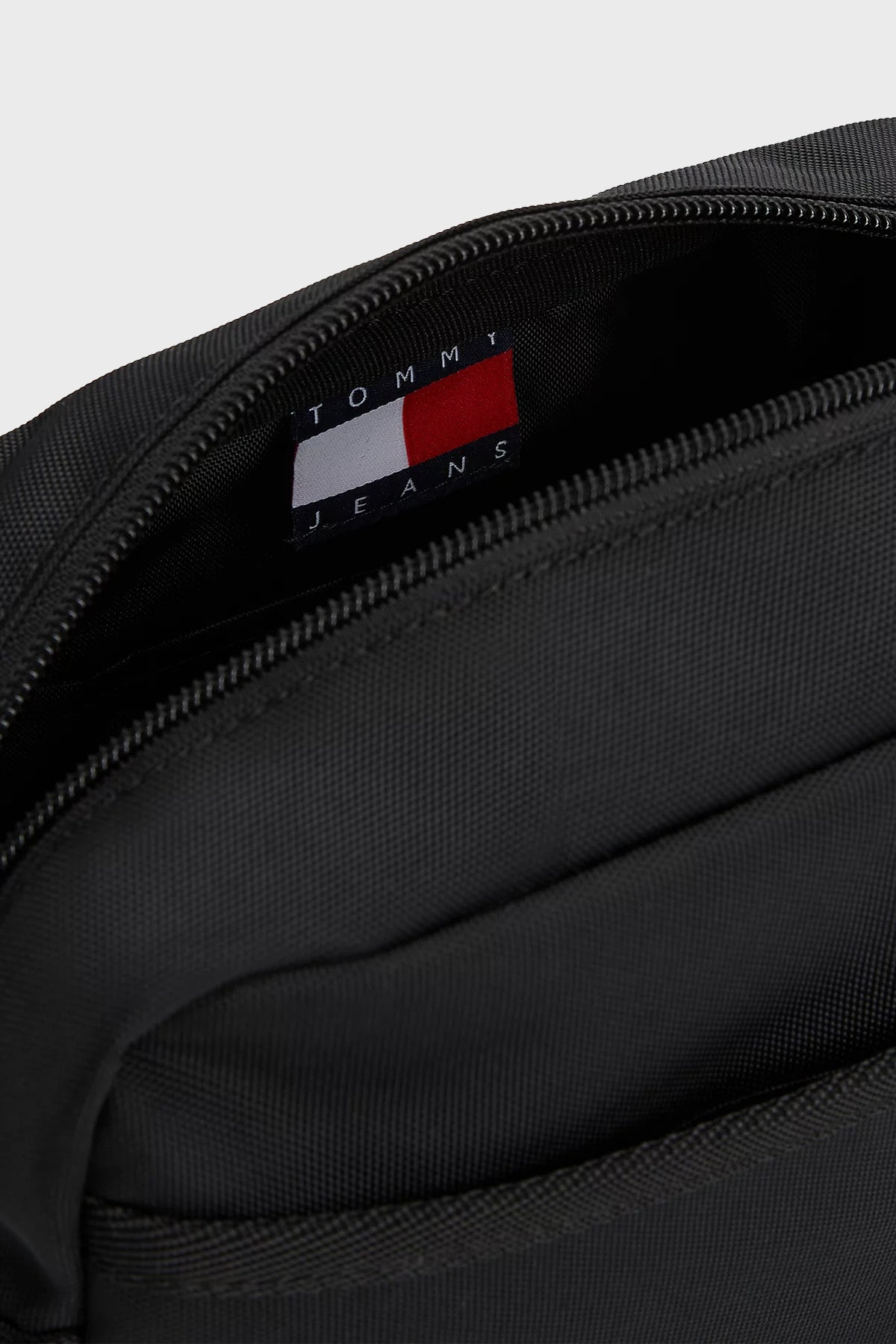 Tommy Hilfiger Bag