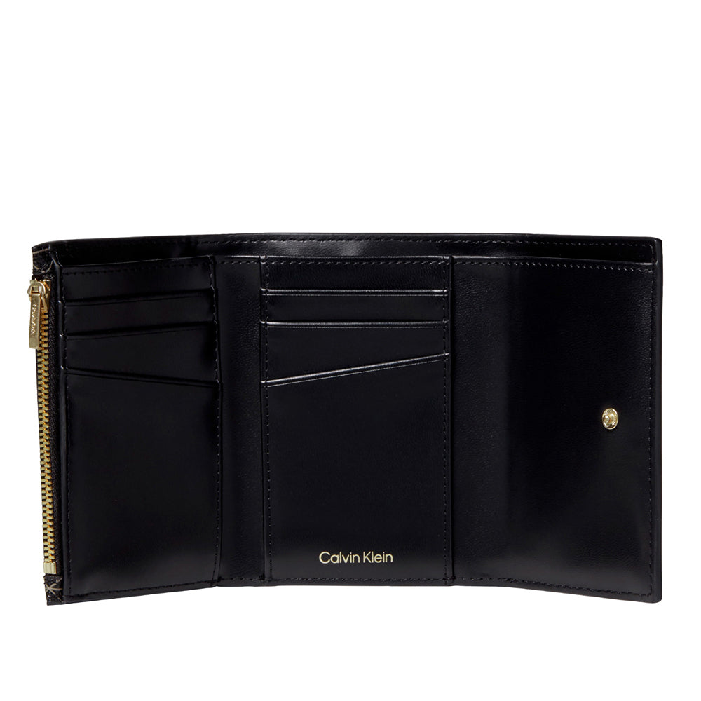 Calvin Klein Trifold With Zip Pocket Wallet