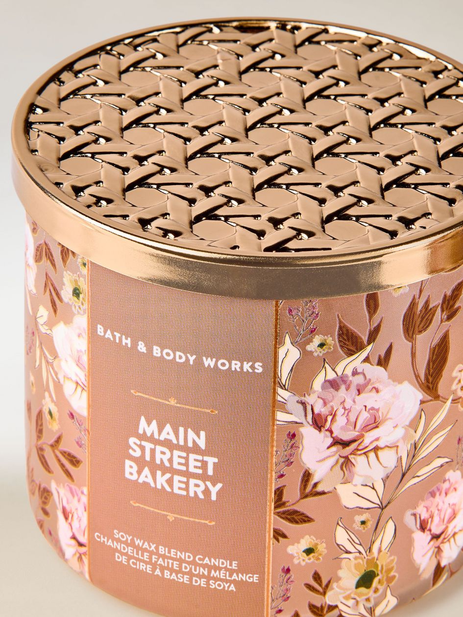 Bath & Body Works Mainstreet Bakery 3-Wick Scented Candle