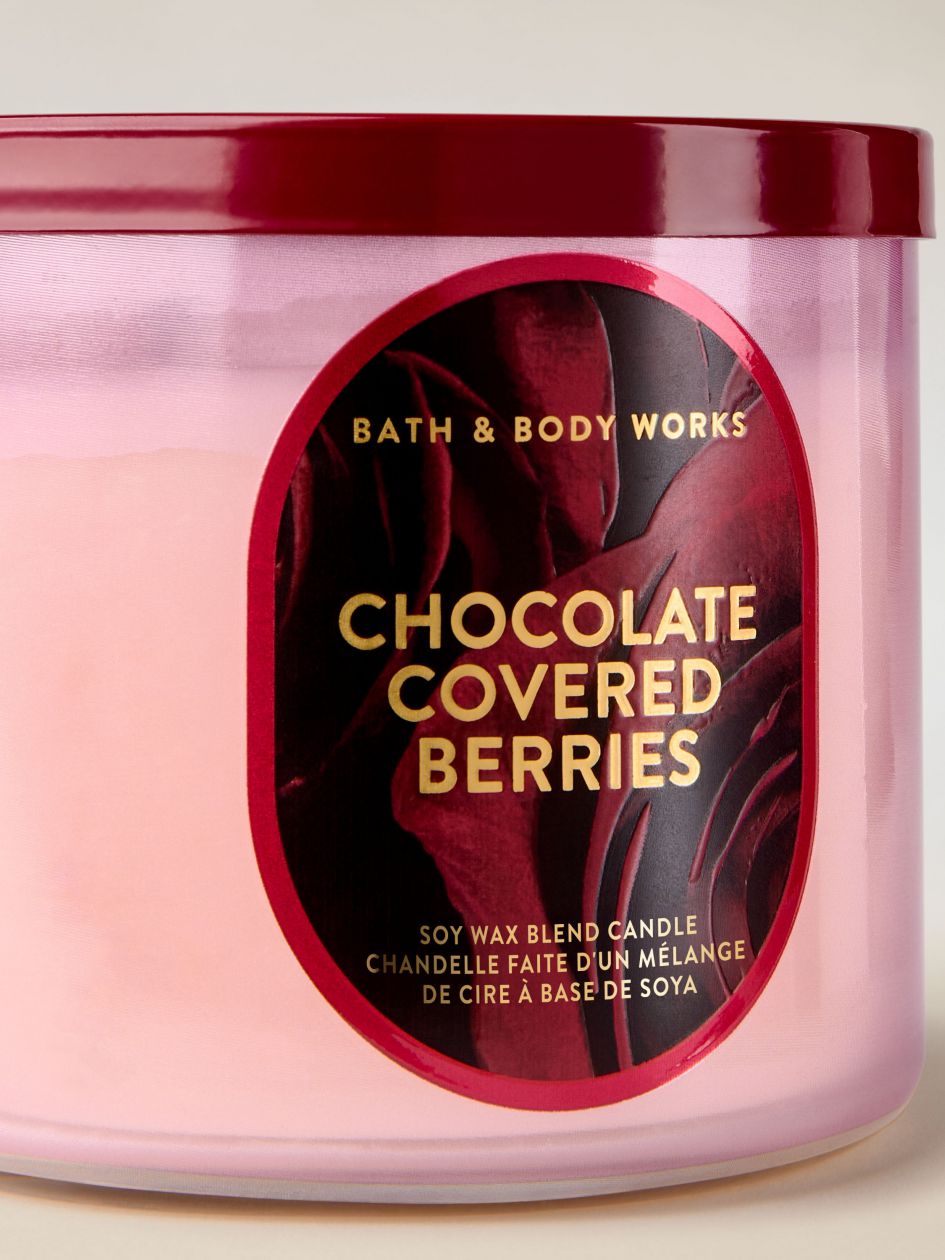 شمعة معطرة باث اند بودي وركس Chocolate Covered Berries 3-Wick