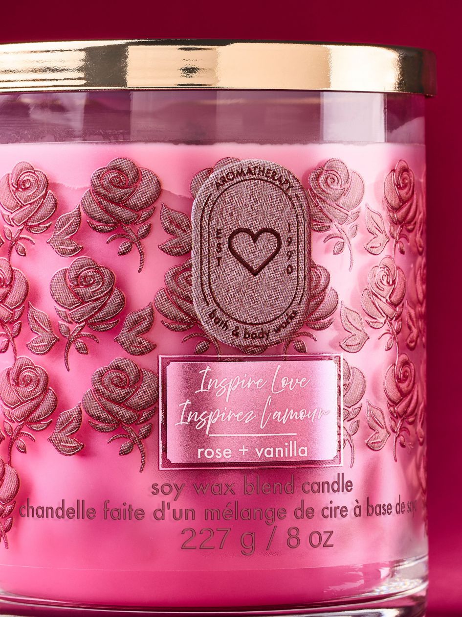 נר ריחני Bath & Body Works Inspire Love: Rose + Vanilla