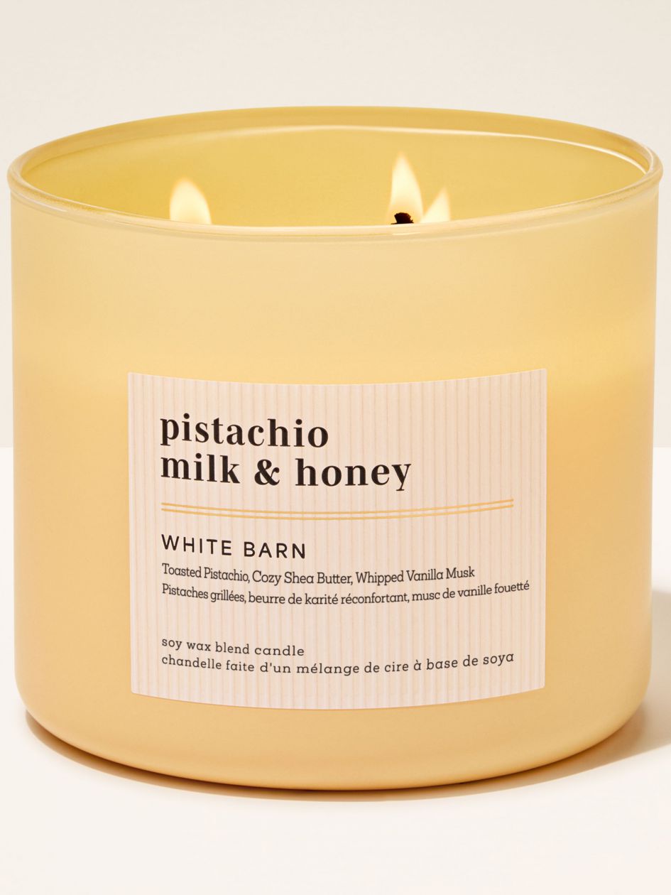 נר ריחני White Barn Pistachio Milk & Honey 3-Wick