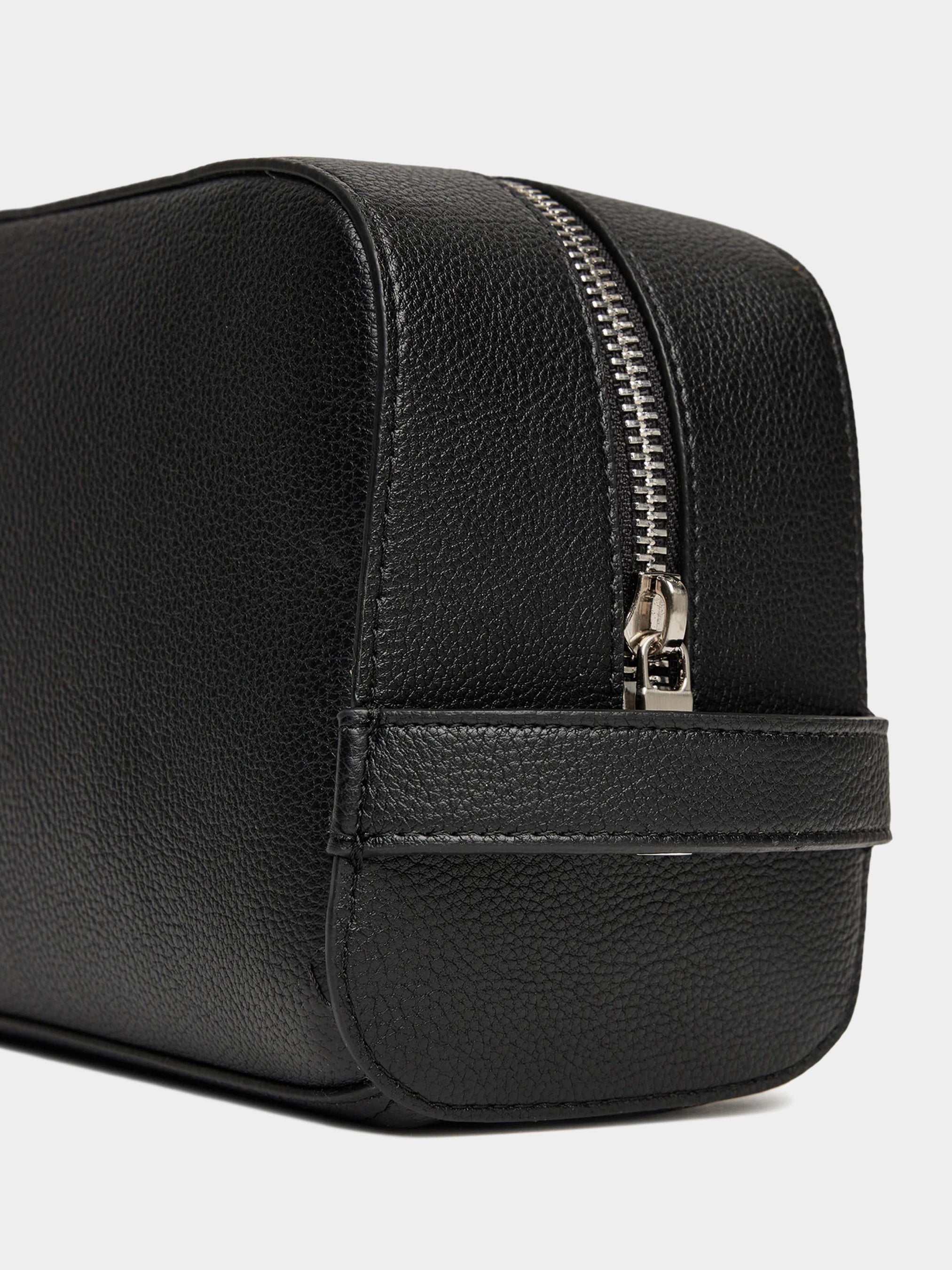 حقيبة كالفين كلاين