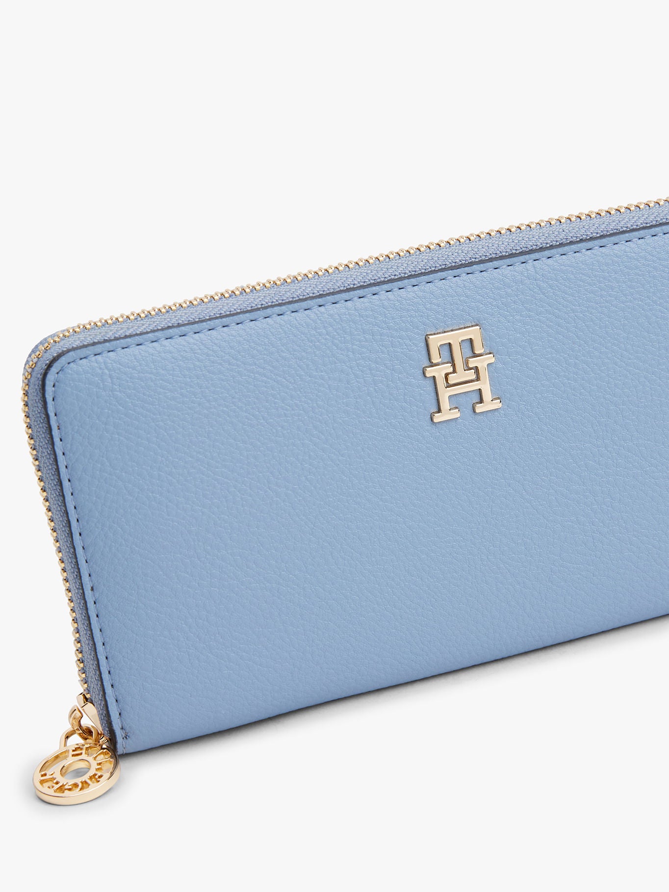 ארנק טומי הילפיגר Monogram Wallet With Zipper