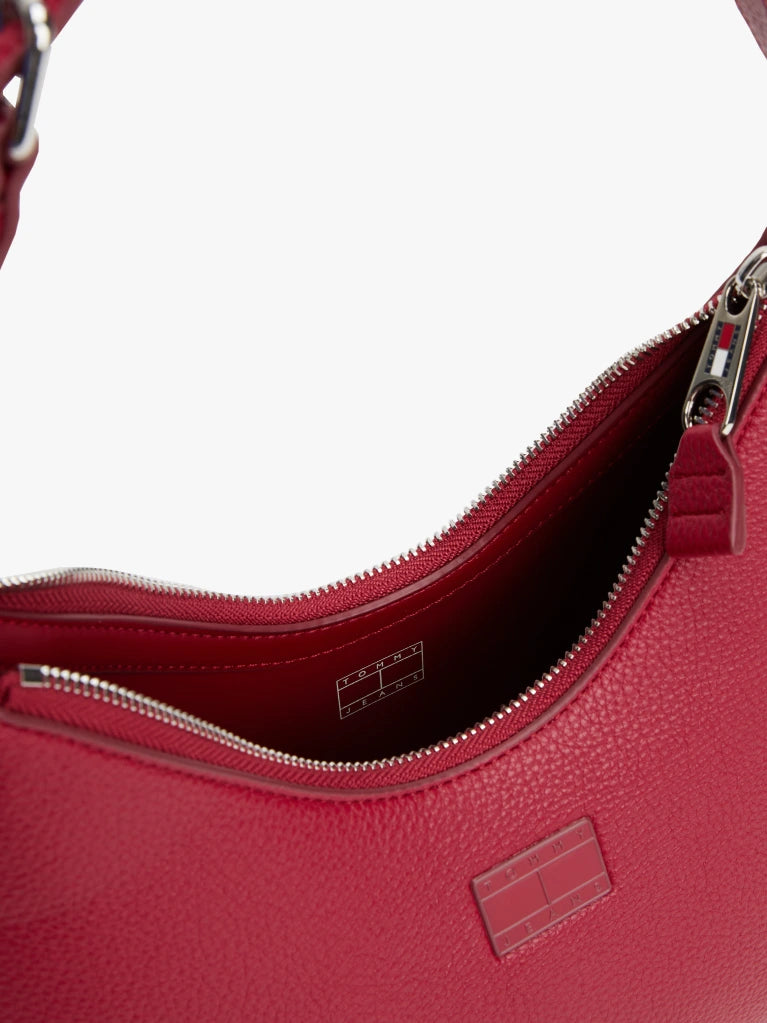 תיק טומי הילפיגר Must Shoulder