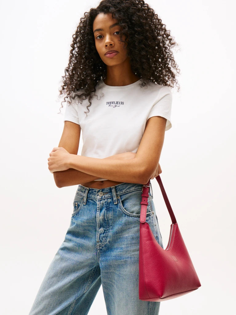 תיק טומי הילפיגר Must Shoulder