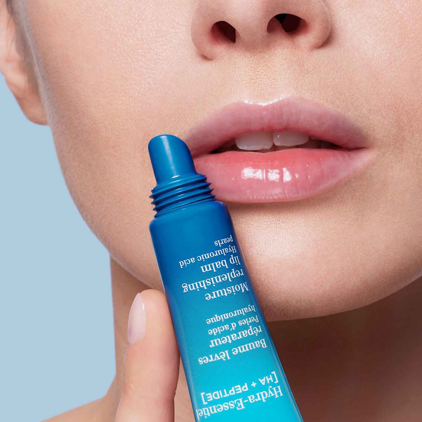 كلارينس مرطب الشفاه من هايدرا إيسشنال 15ml