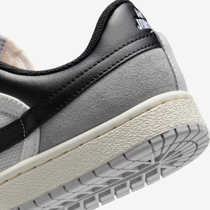 Nike Air Jordan Skyline Low Sneaker