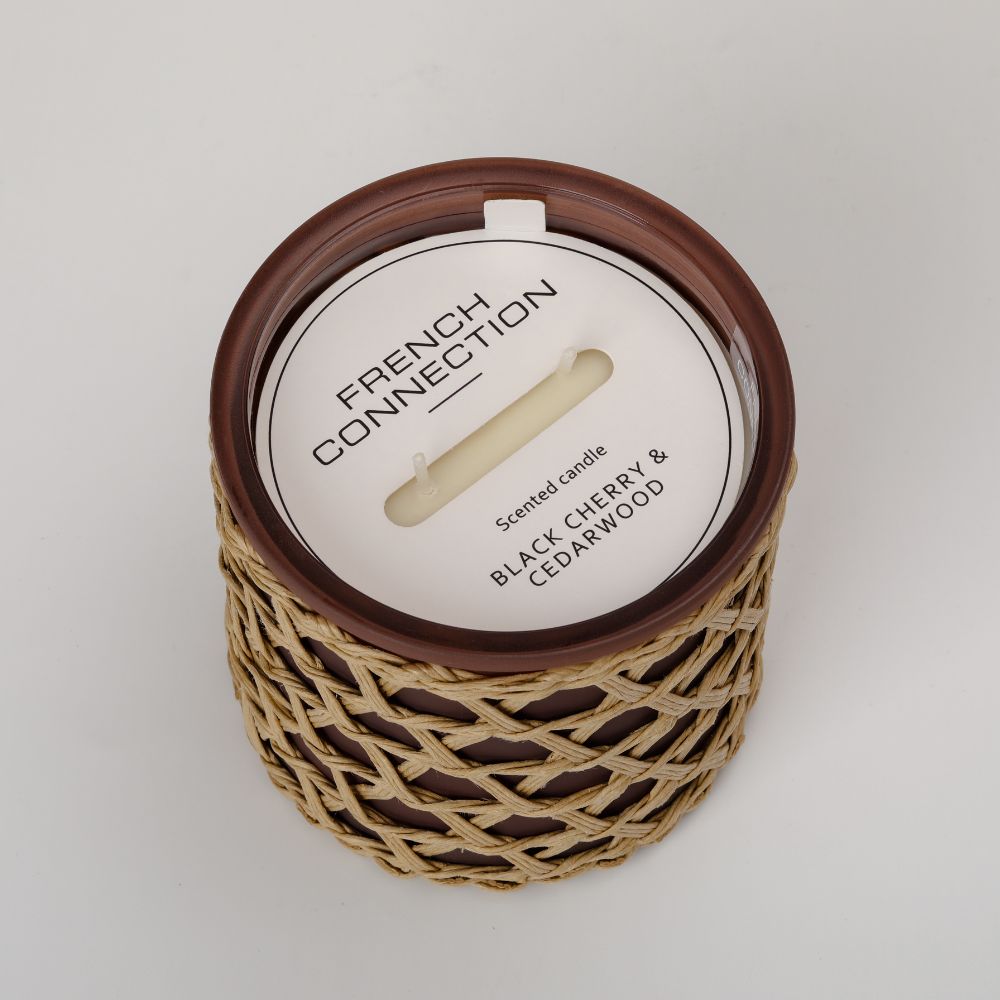 נר ריחני French Connection Black Cherry and Cedarwood