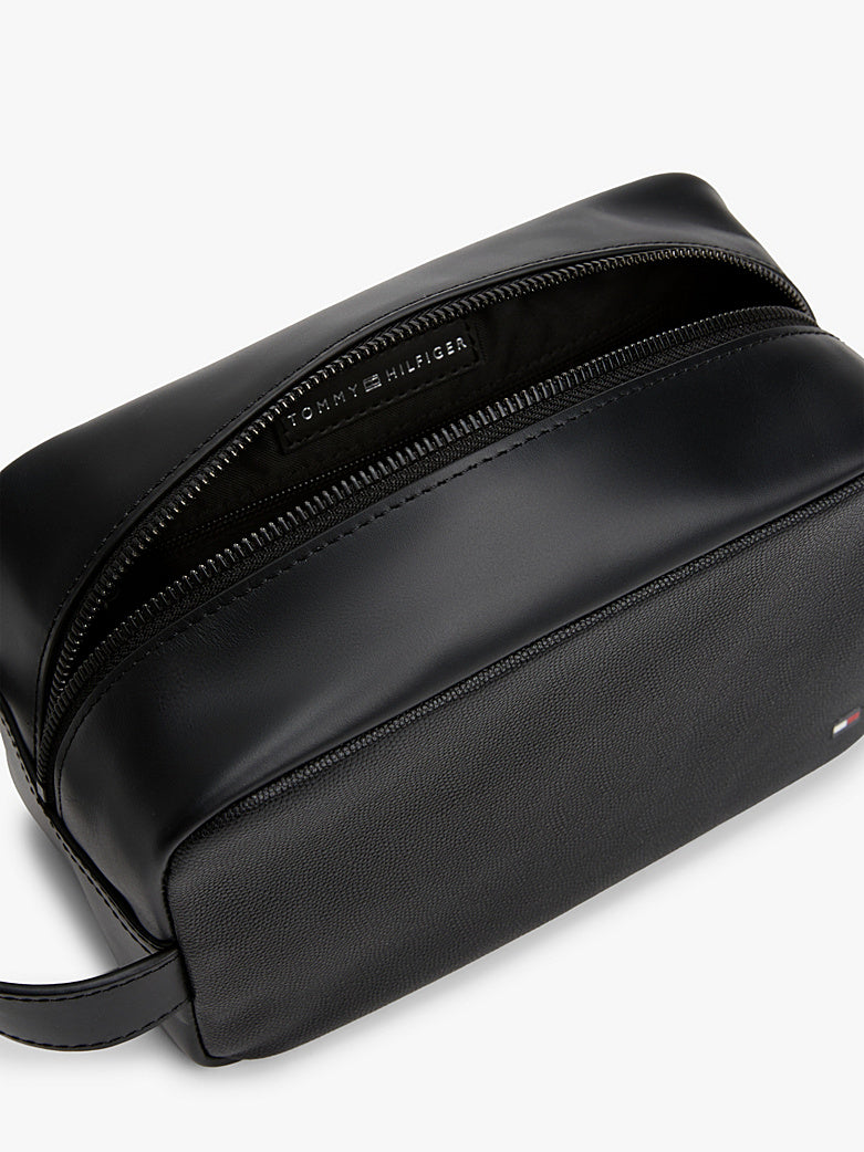 حقيبة تومي هيلفيجر Hilfiger Flag Leather Washbag