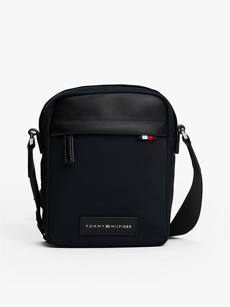 حقيبة تومي هيلفيجر Logo Patch Crossbody Reporter