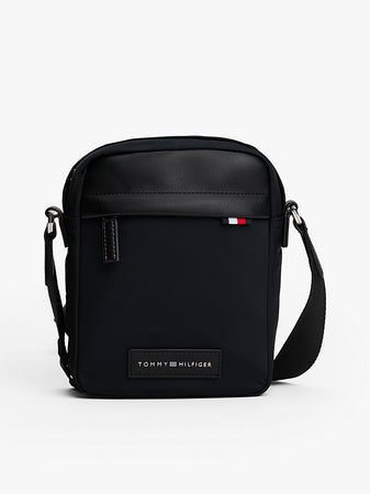 תיק טומי הילפיגר Logo Patch Crossbody Reporter