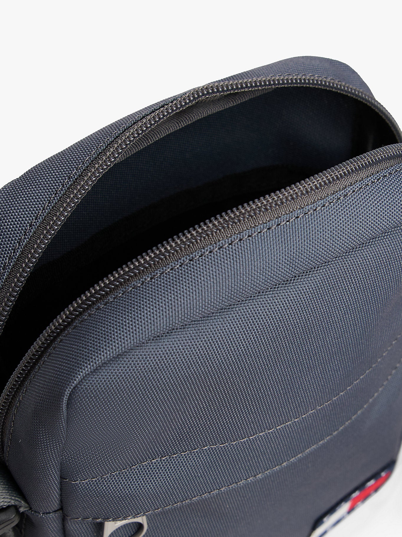 Tommy Hilfiger Daily Reporter Bag