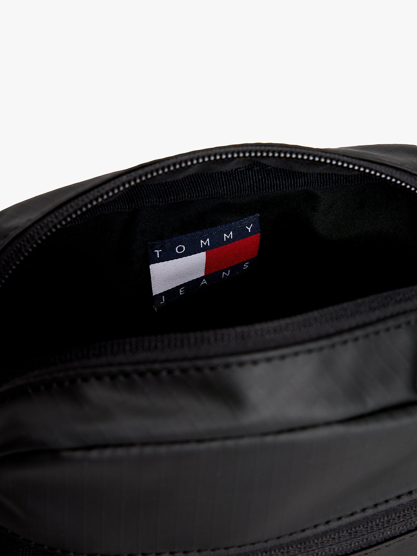 Tommy Hilfiger Daily Tech Reporter Bag