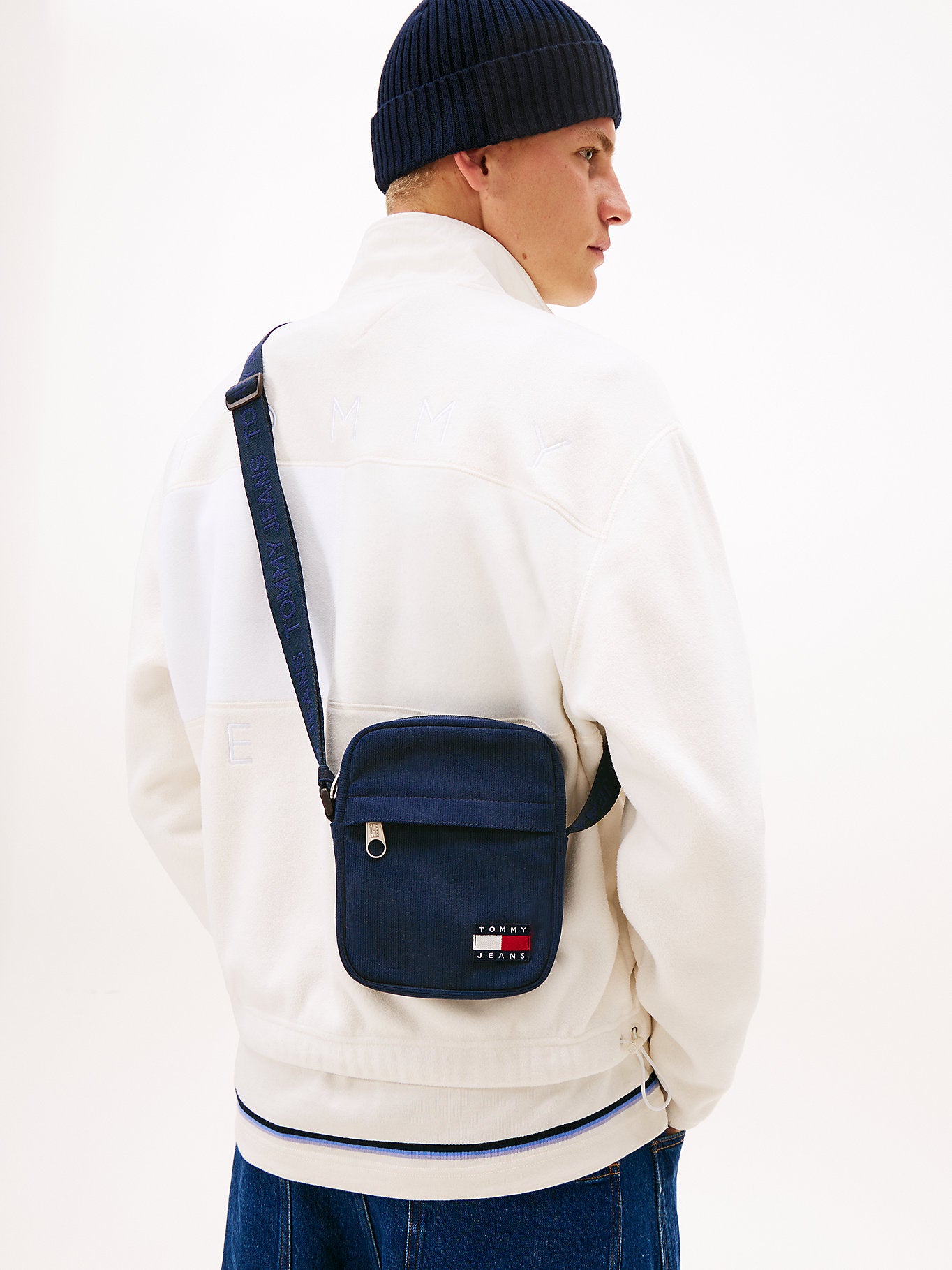 Tommy Hilfiger Daily Cord Reporter Bag