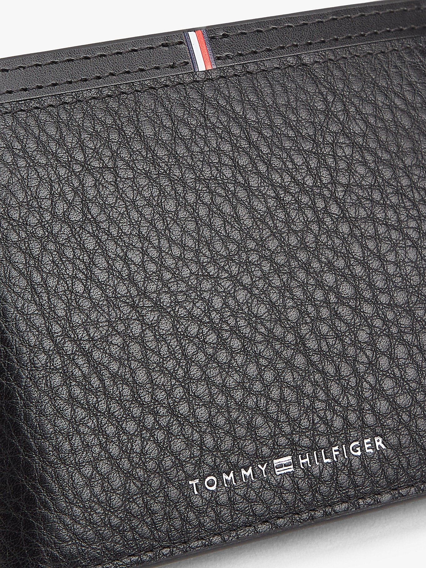 Tommy Hilfiger Corp CC Flap and Coin Wallet