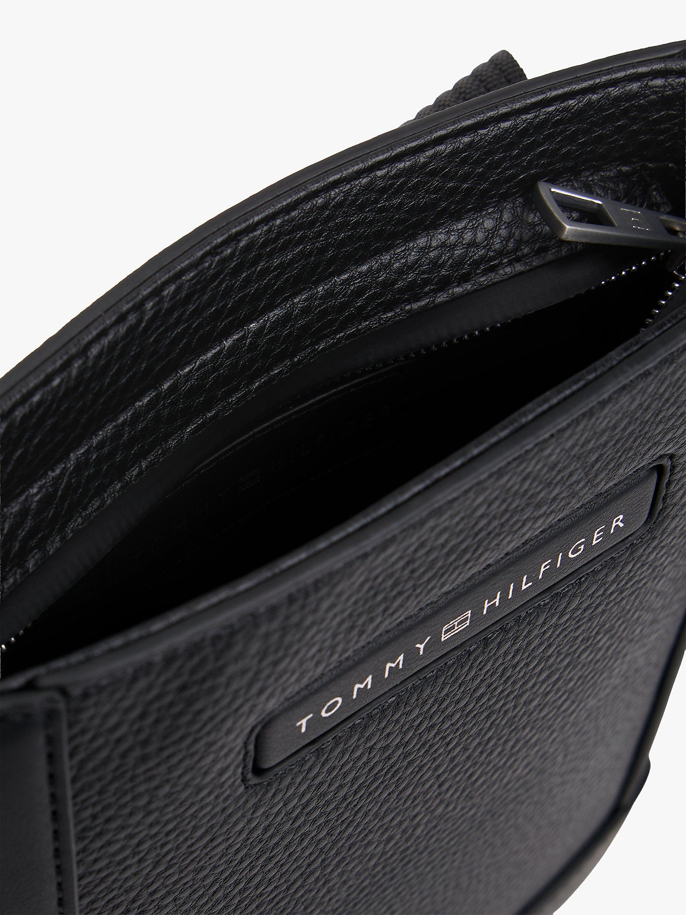 Tommy Hilfiger Central Mini Crossover Bag