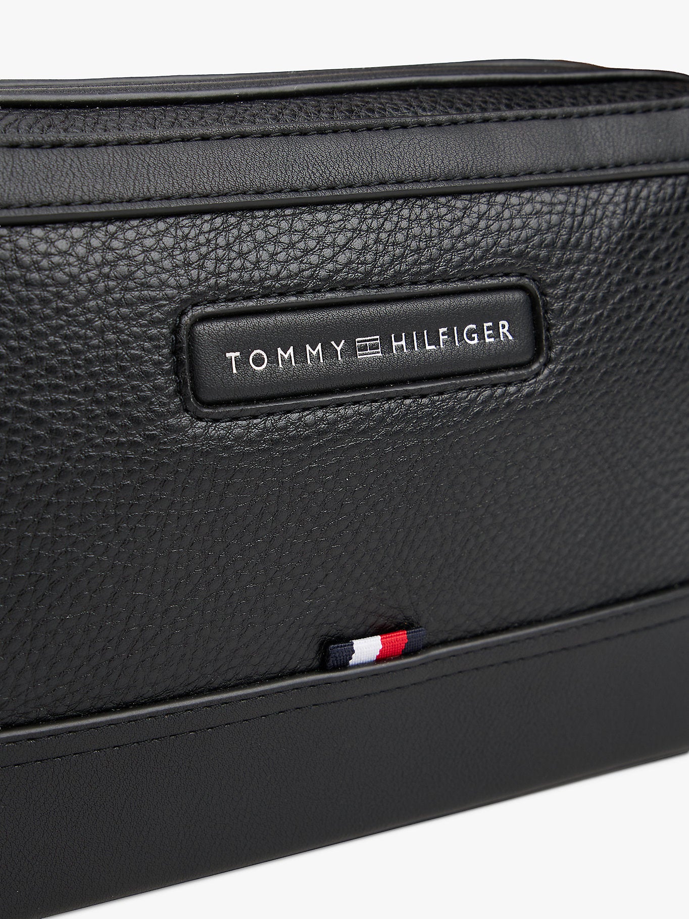 Tommy Hilfiger Central Ew Reporter Bag