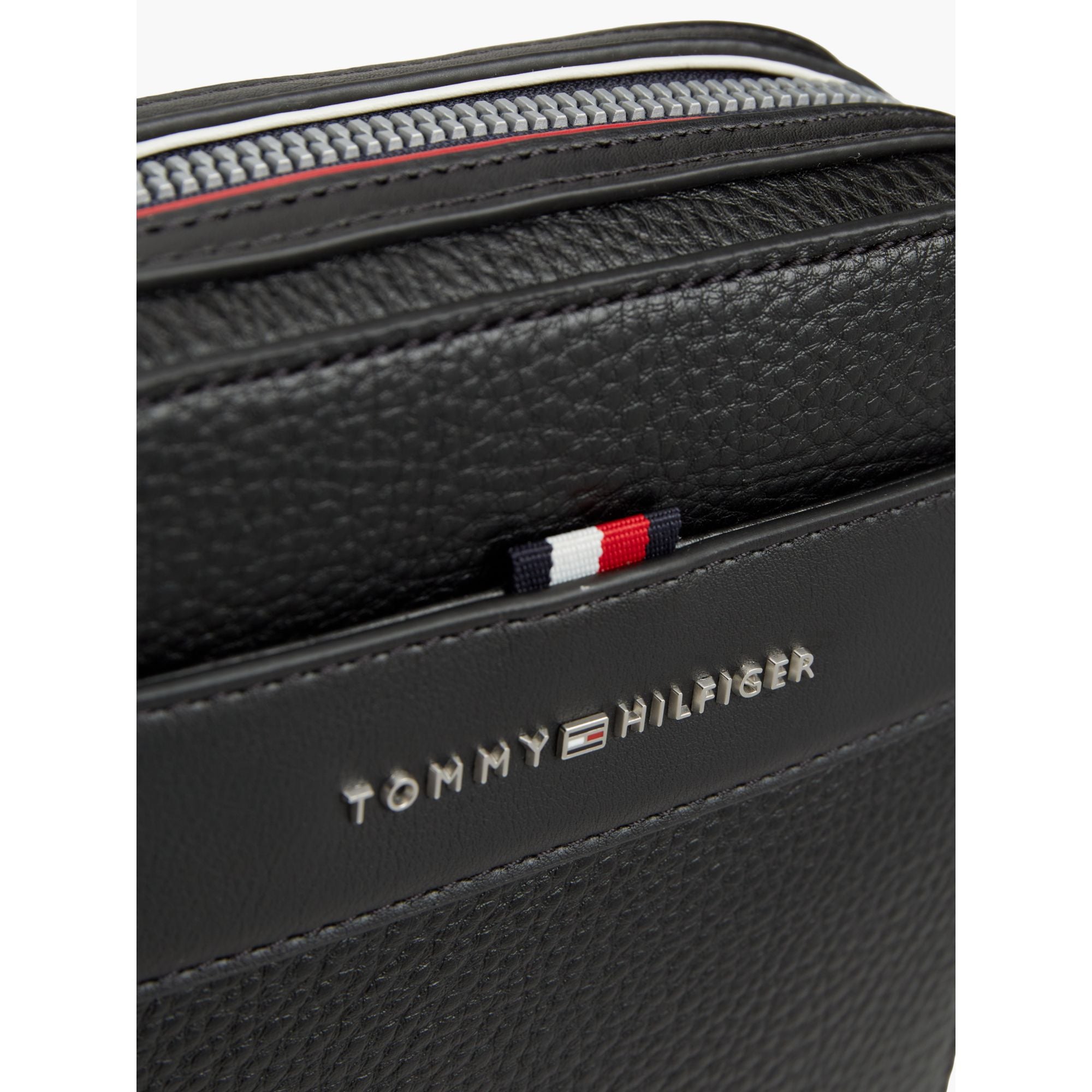 Tommy Hilfiger Central Mini Reporter Bag