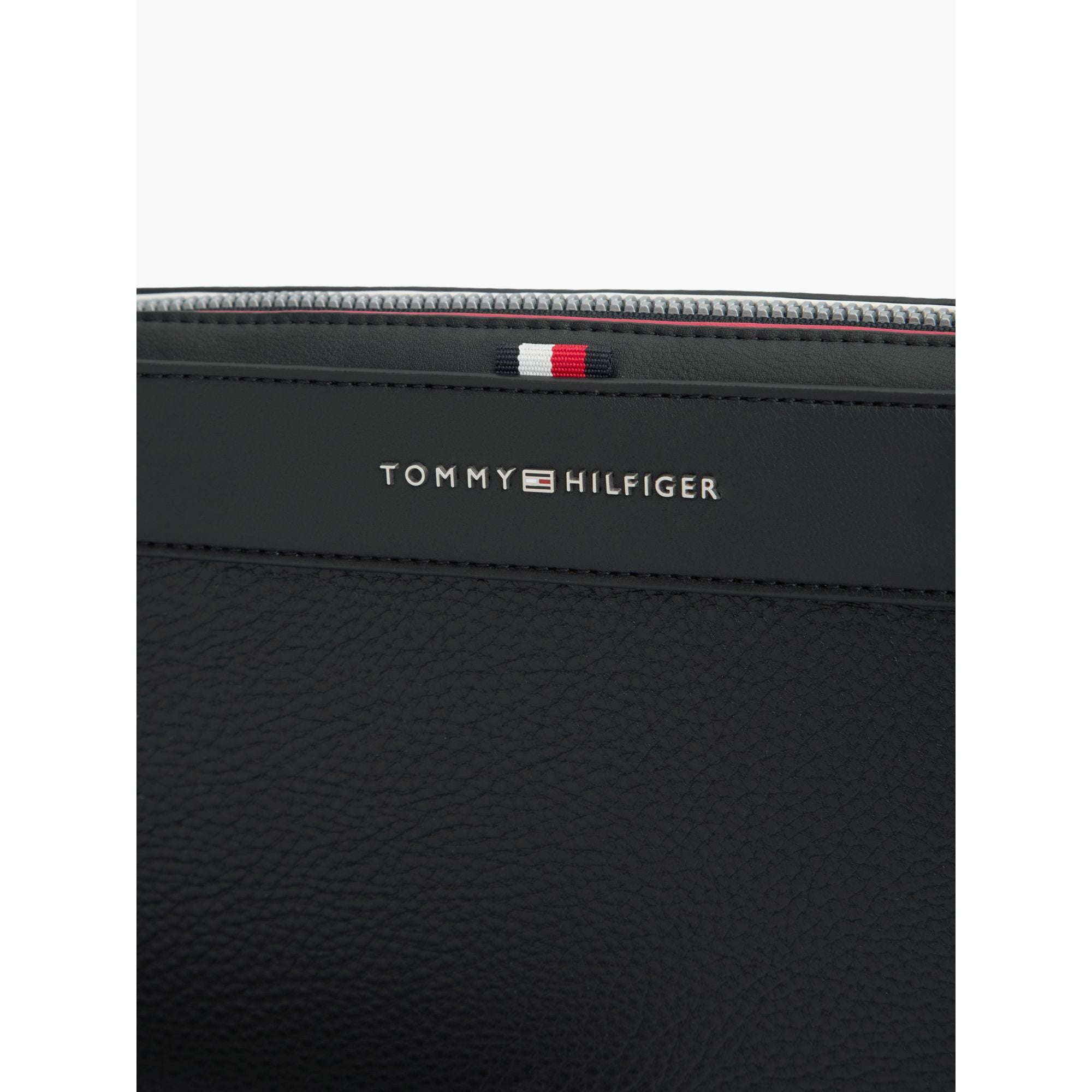 תיק טומי הילפיגר Central Pouch