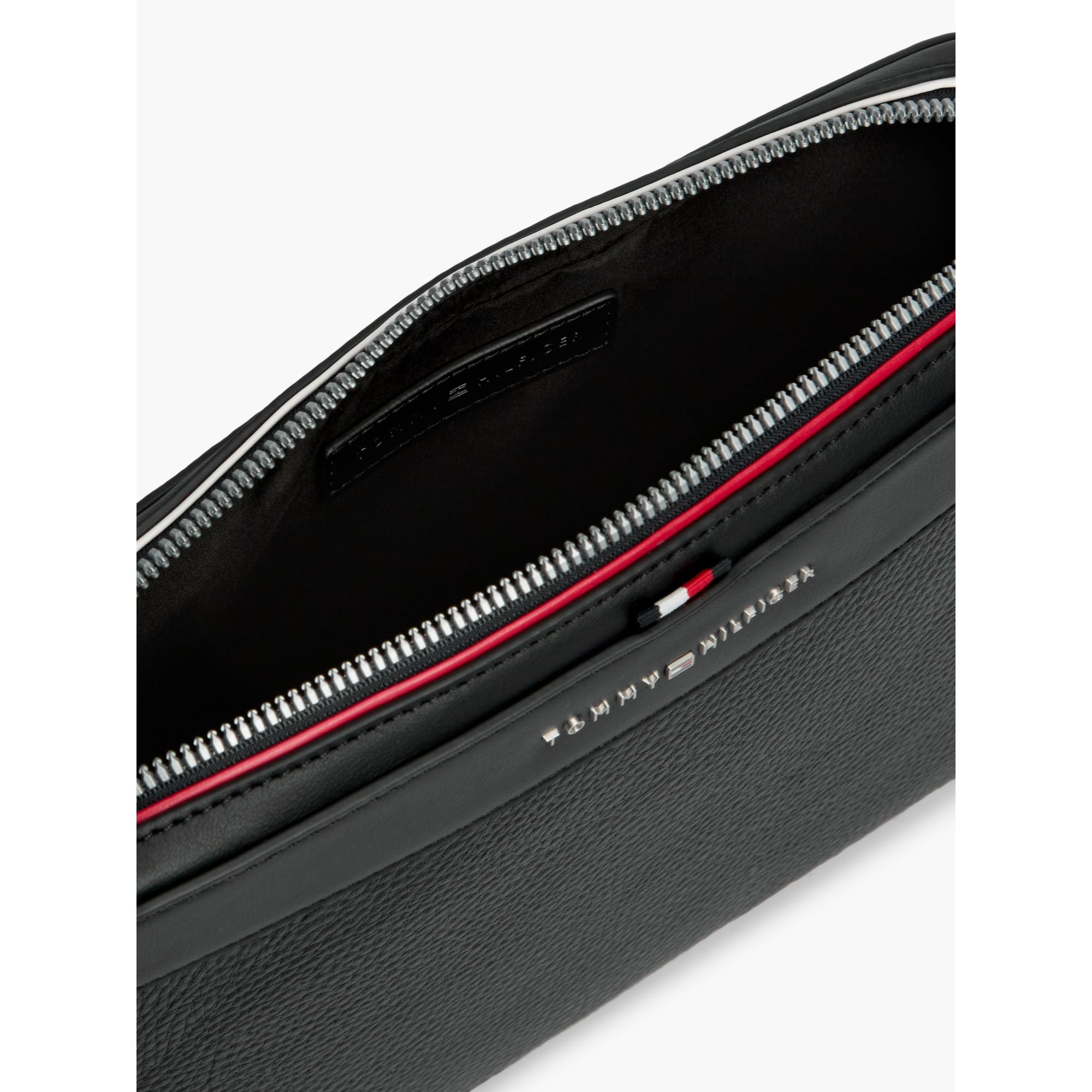 תיק טומי הילפיגר Central Pouch