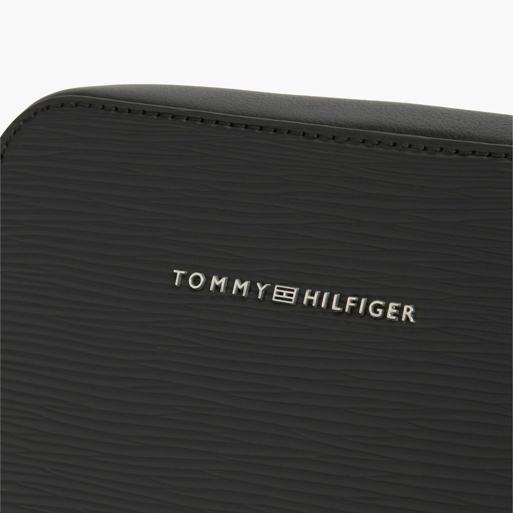 Tommy Hilfiger Business Saffiano Mini Reporter Bag