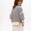 תיק טומי הילפיגר Modern Turn Lock Crossbody