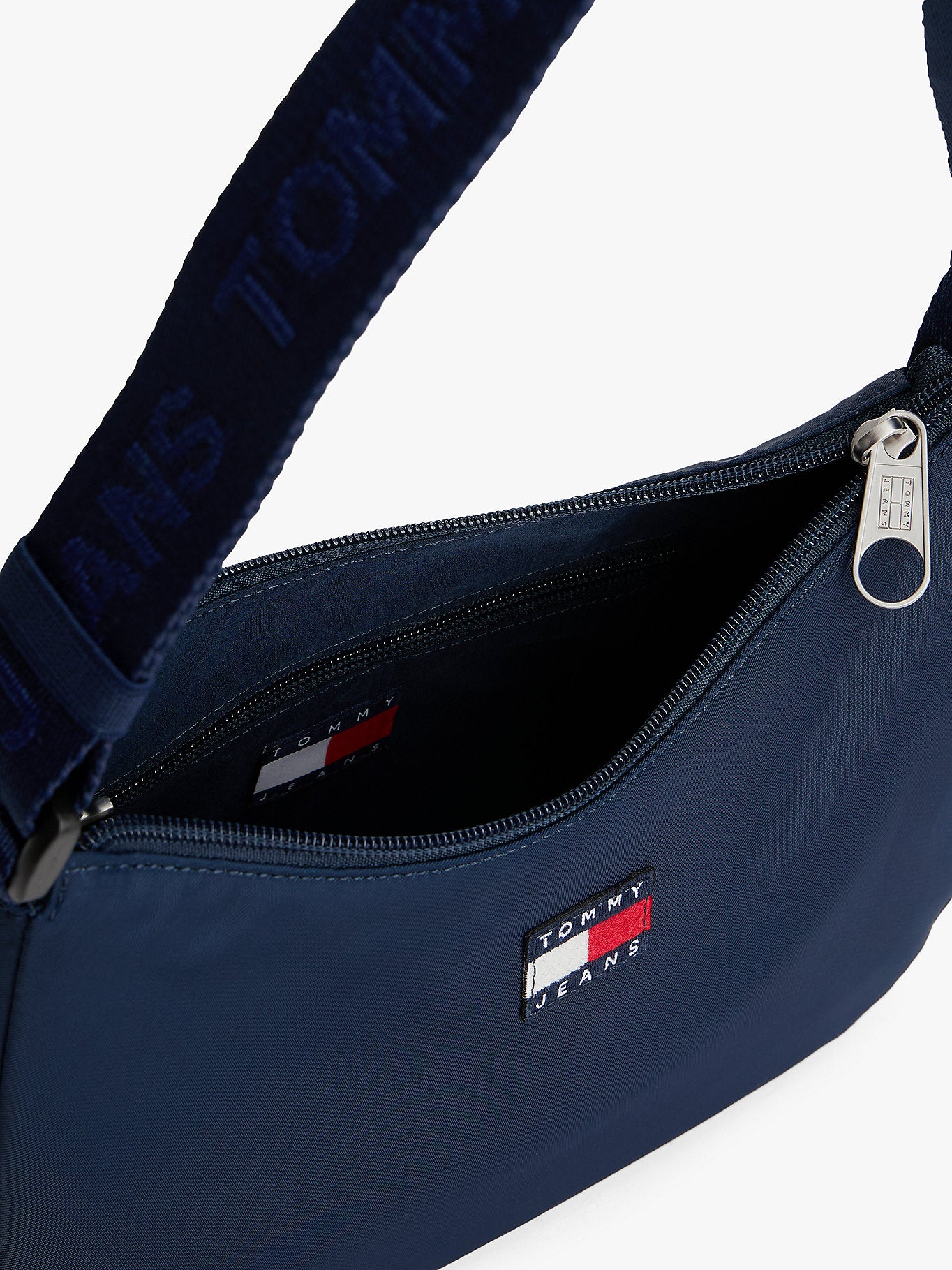 Tommy Hilfiger Daily Shoulder Bag