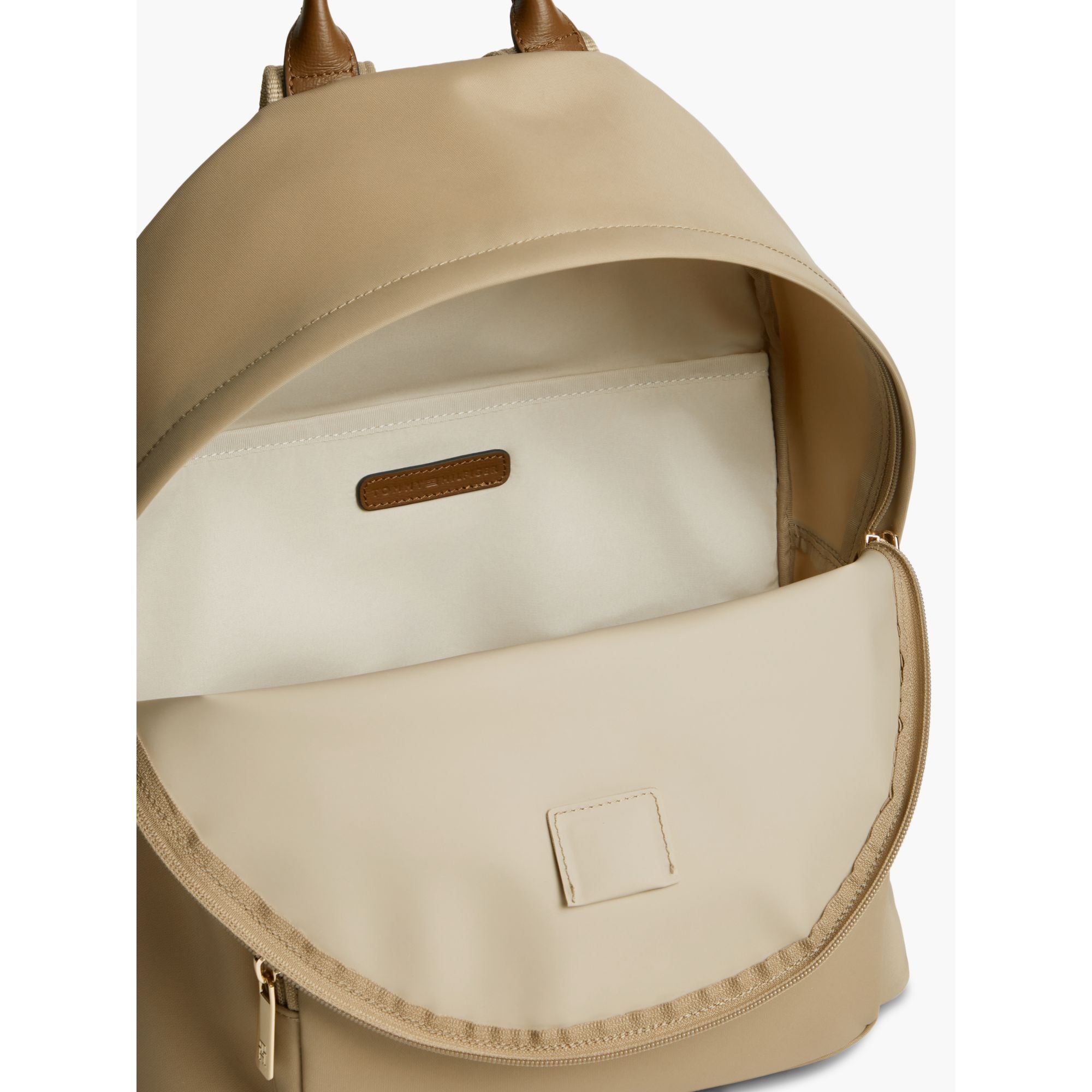 Tommy Hilfiger Popette Dome Bag