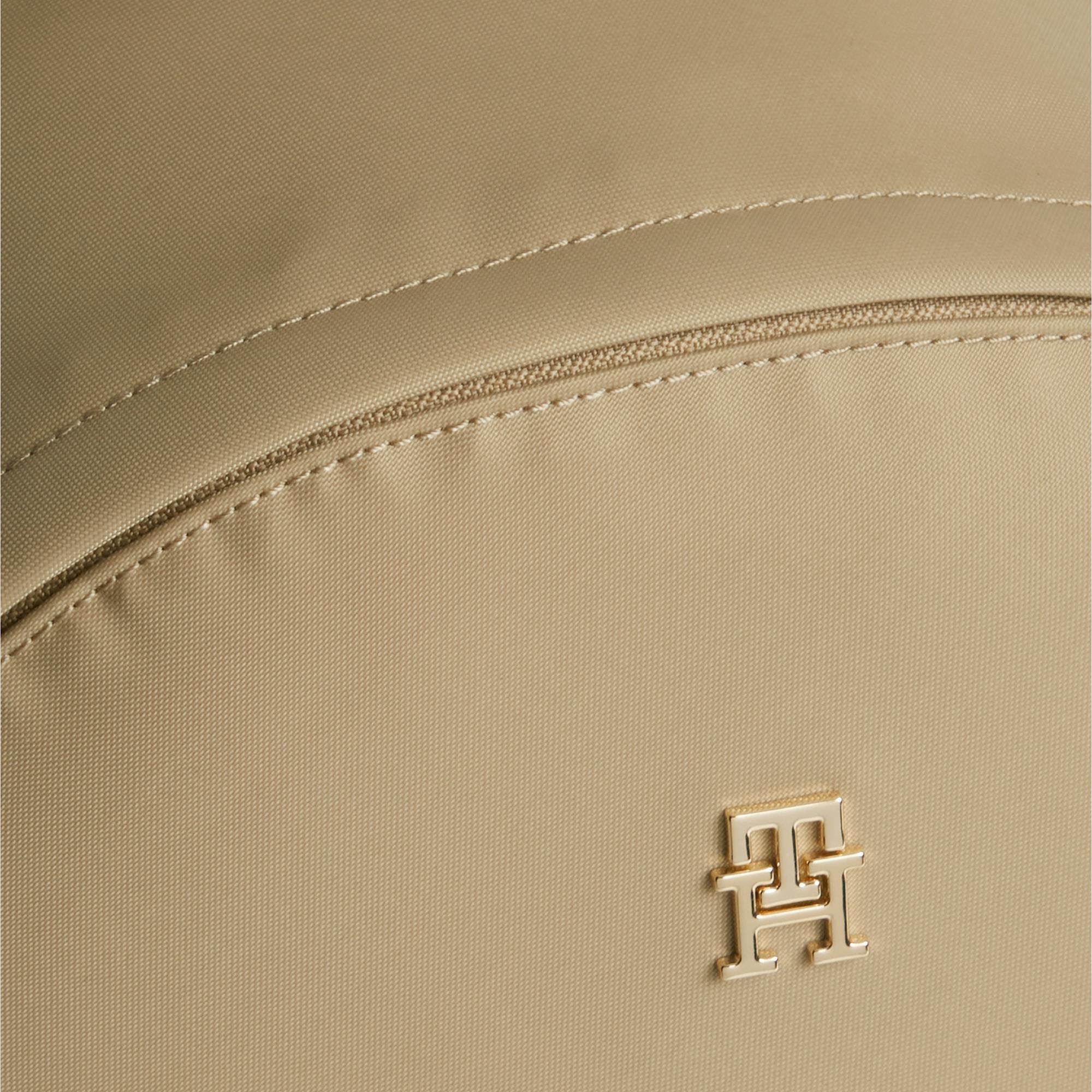 Tommy Hilfiger Popette Dome Bag