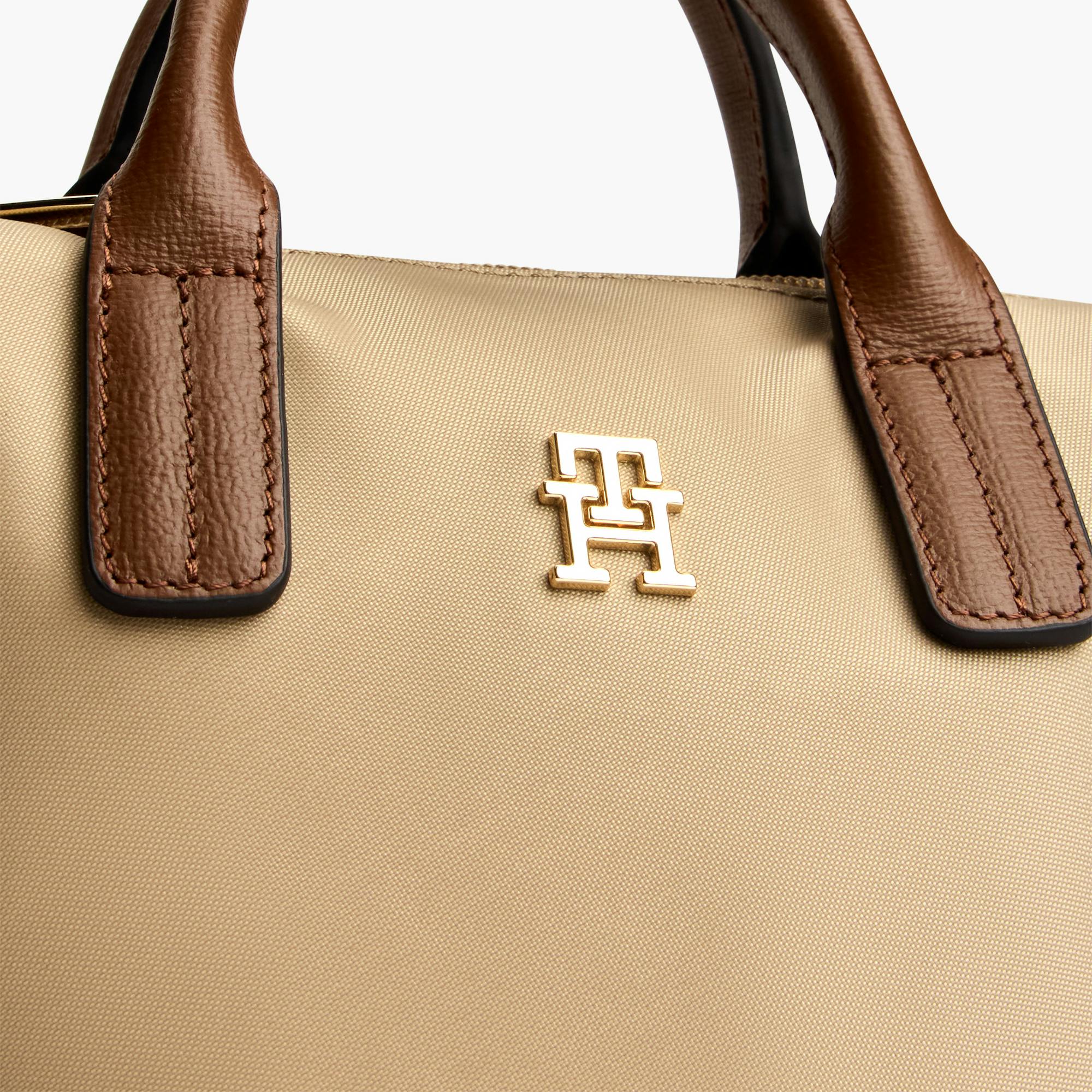 Tommy Hilfiger Popette Micro Tote Bag