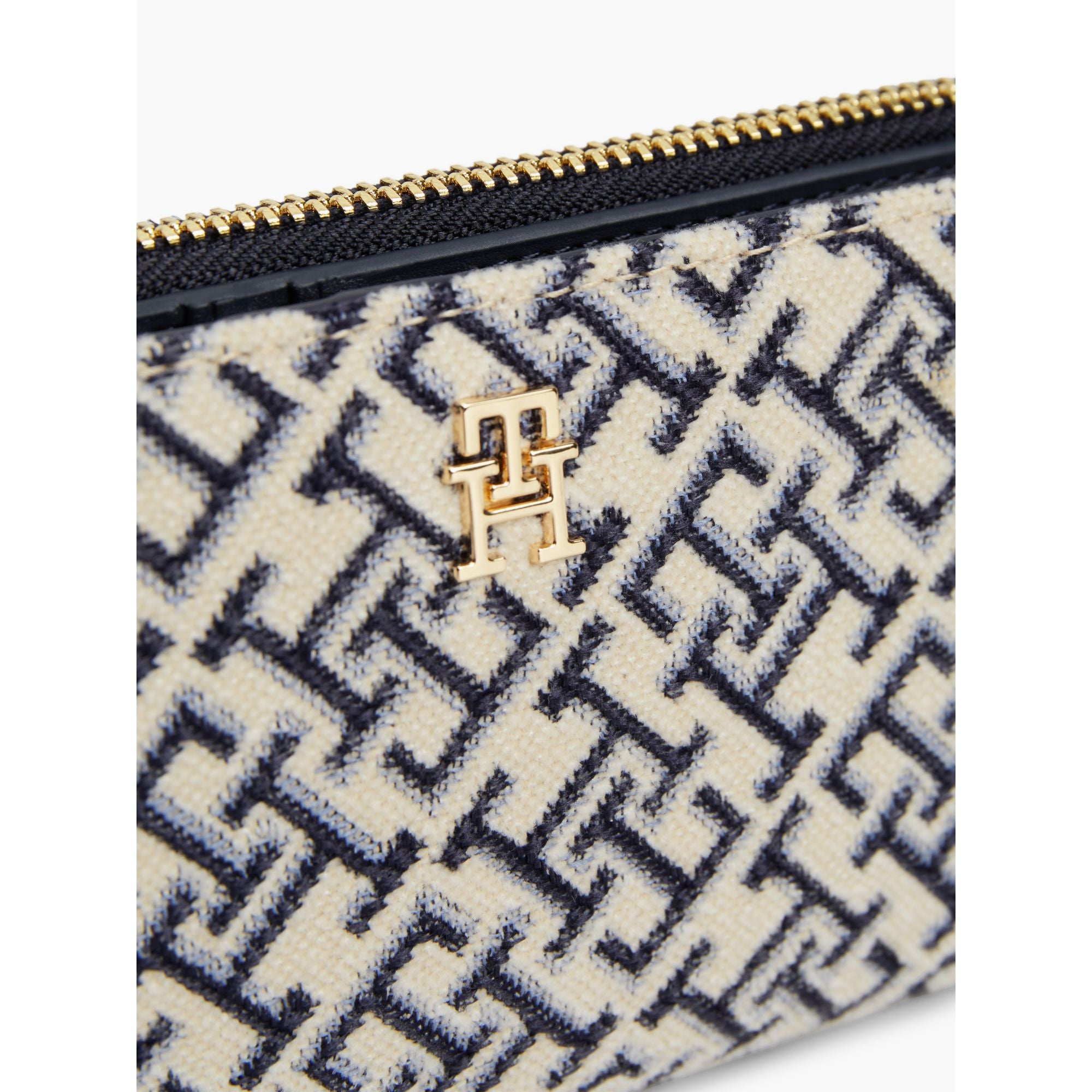 Tommy Hilfiger Icon Long Bifold Jacquard Wallet