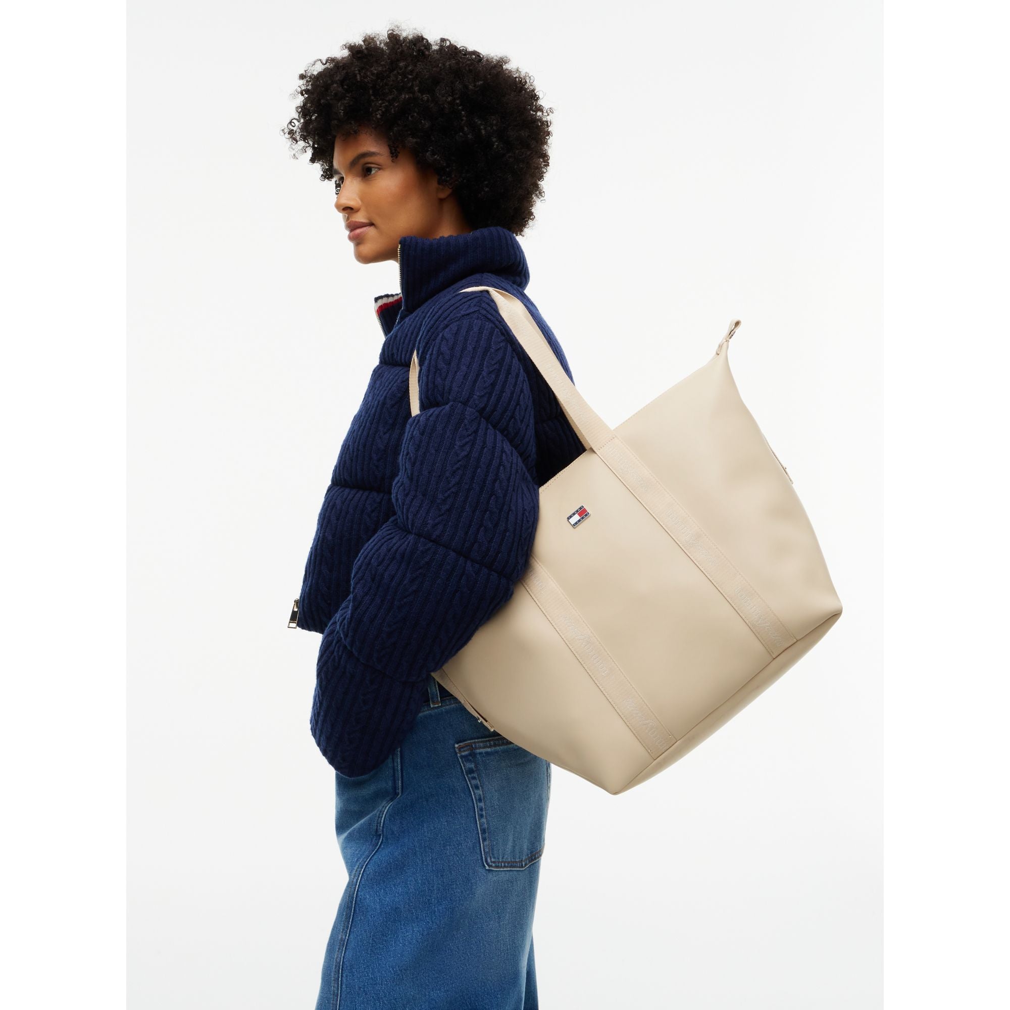 תיק טומי הילפיגר Daily Elevated Tote