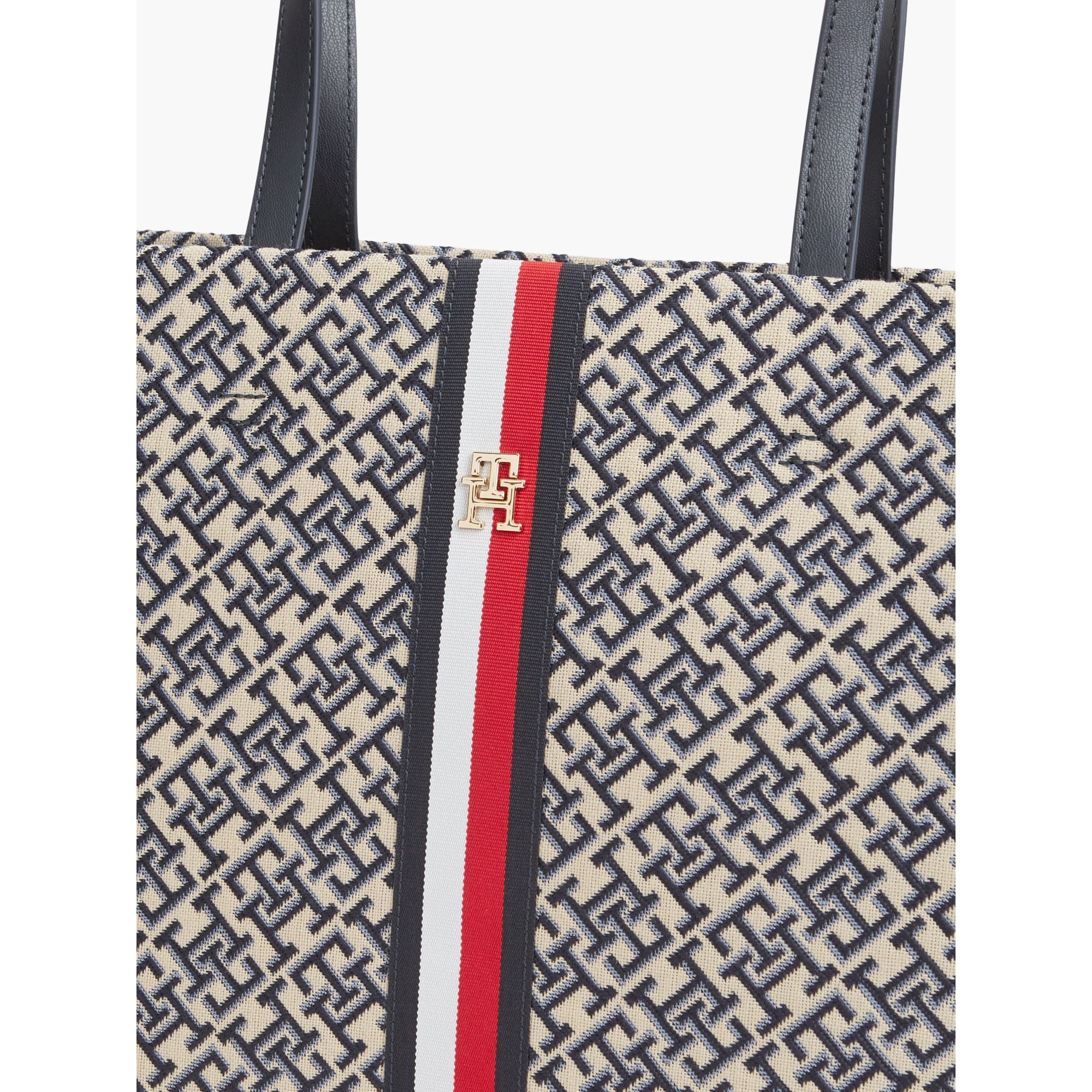 תיק טומי הילפיגר Jacquard Ess Tote