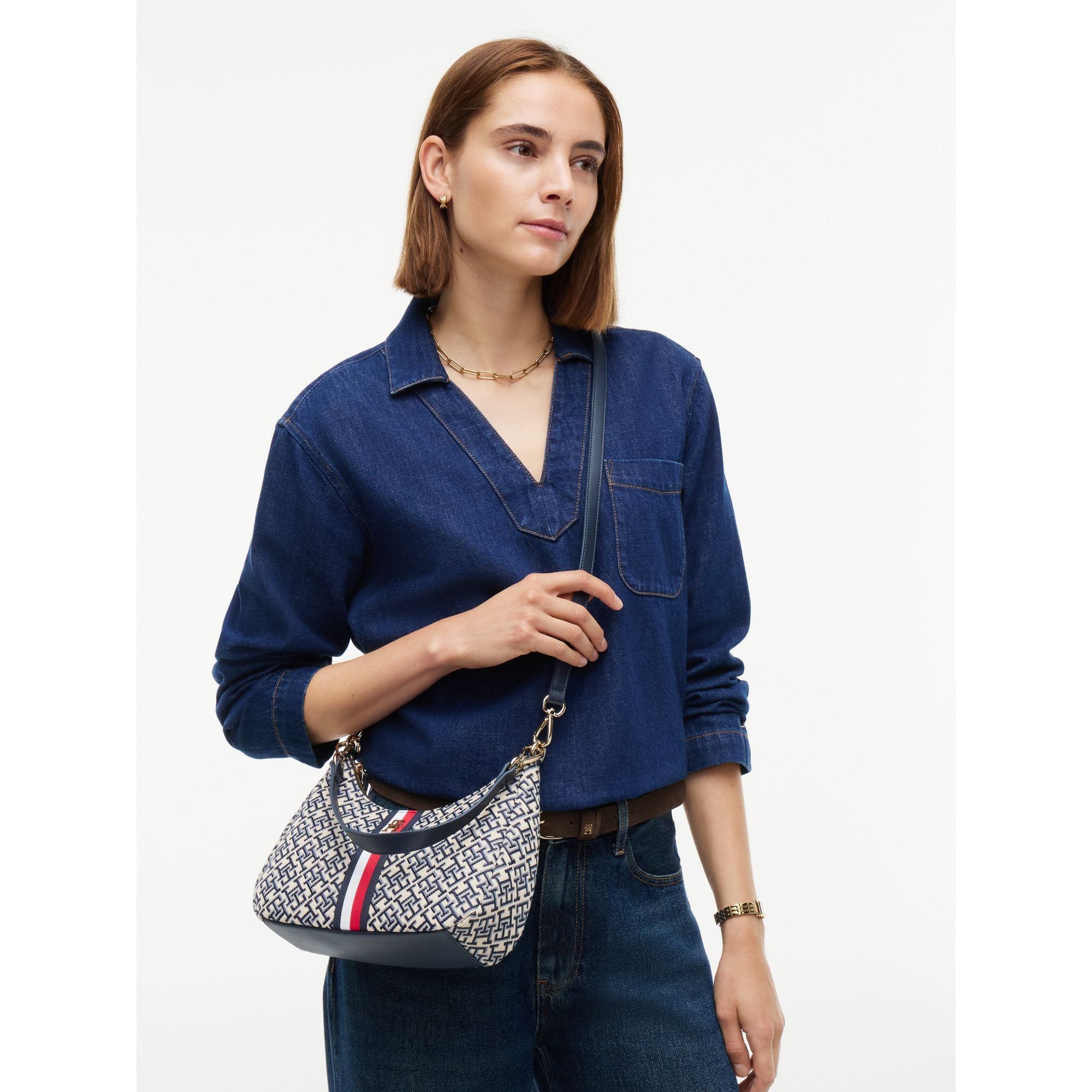 תיק טומי הילפיגר Jacquard Ess Shoulder