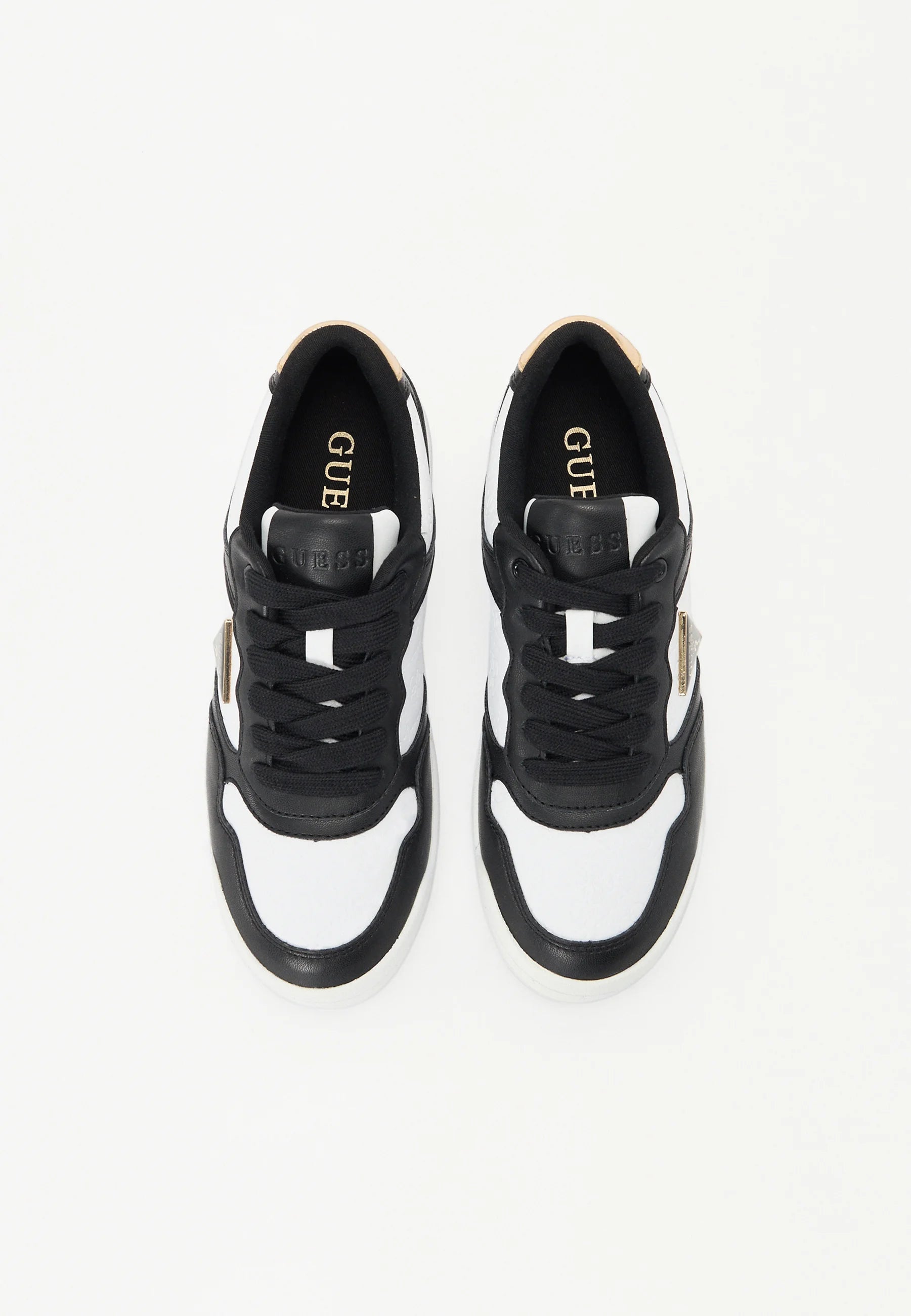 סניקרס גס Miram6