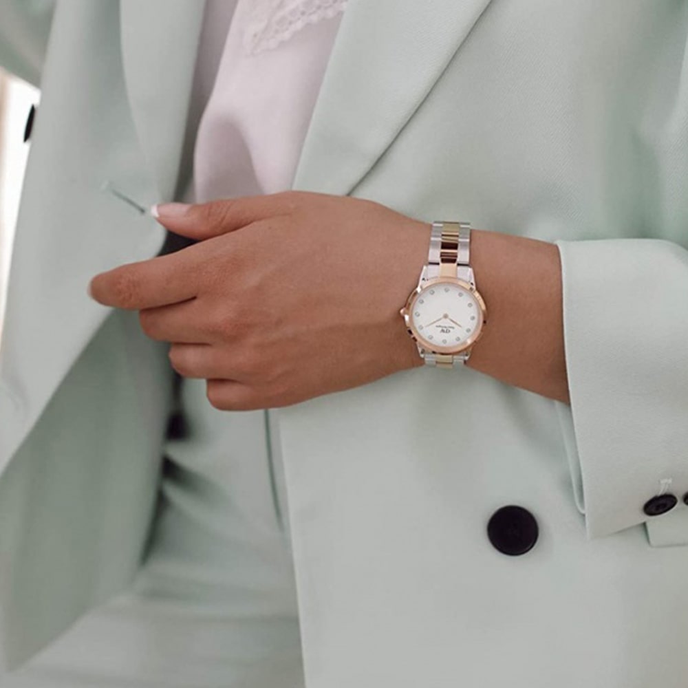 ساعة دانيل ويلنجتون