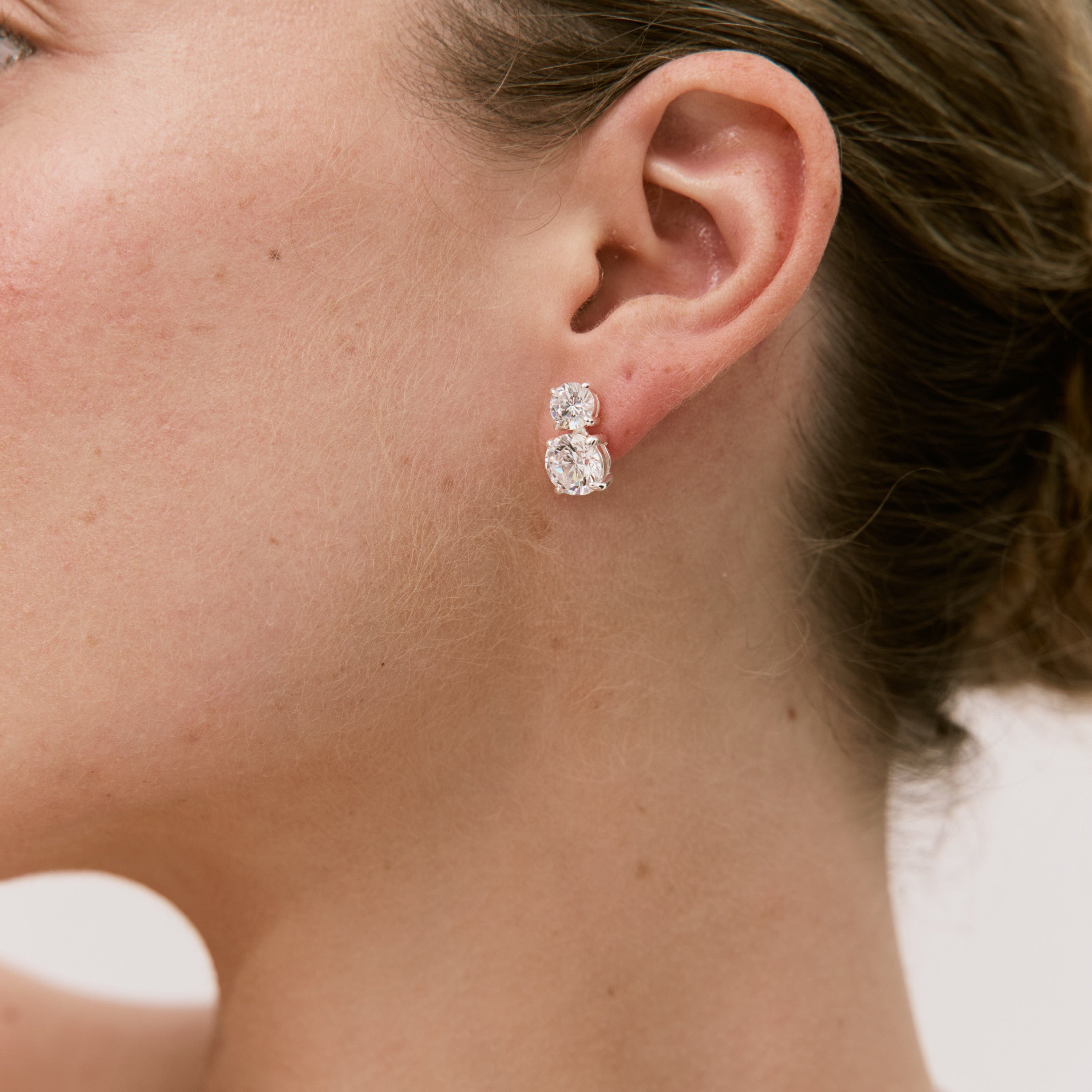 اقراط دانون