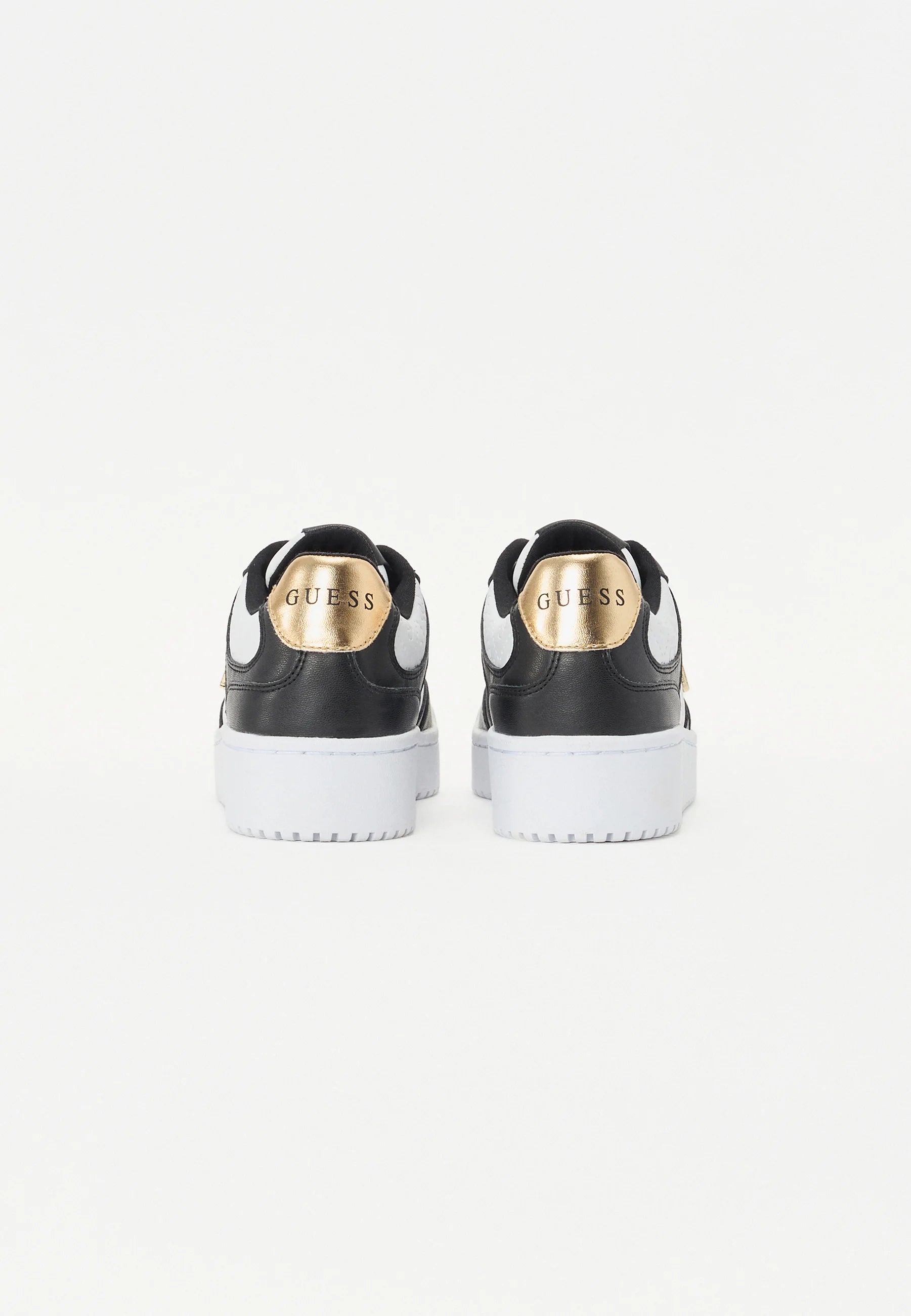 סניקרס גס Miram6