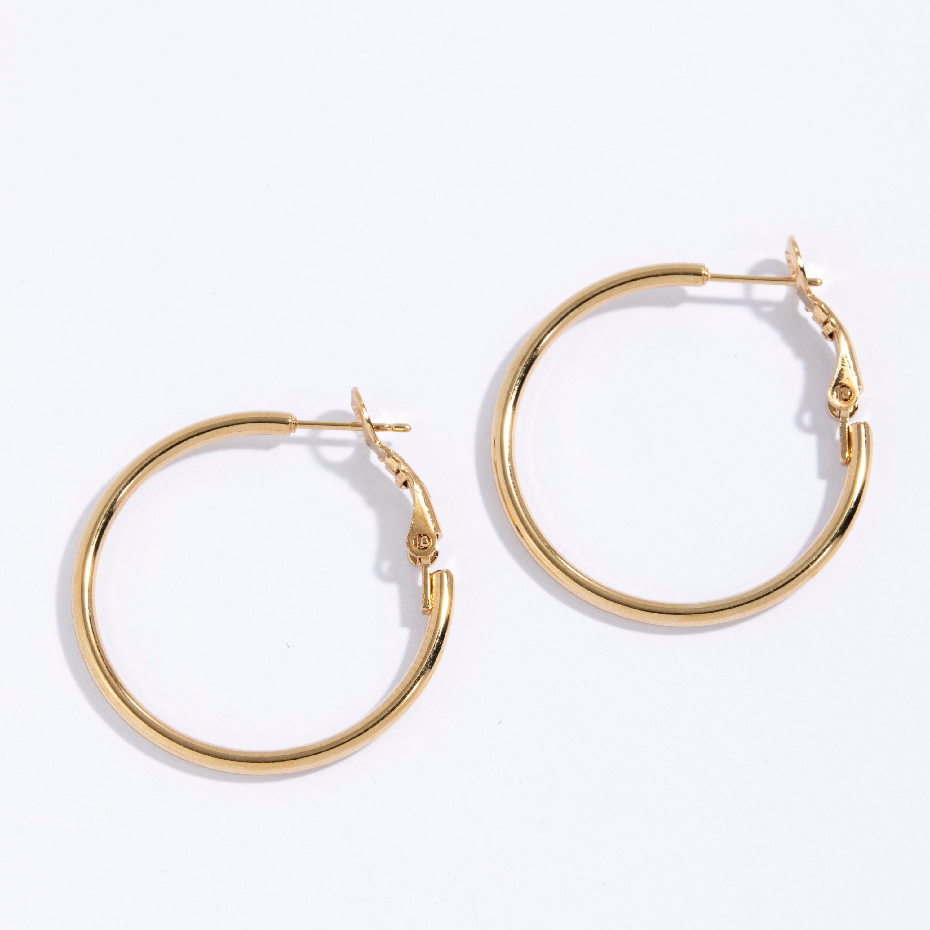 اقراط دانون