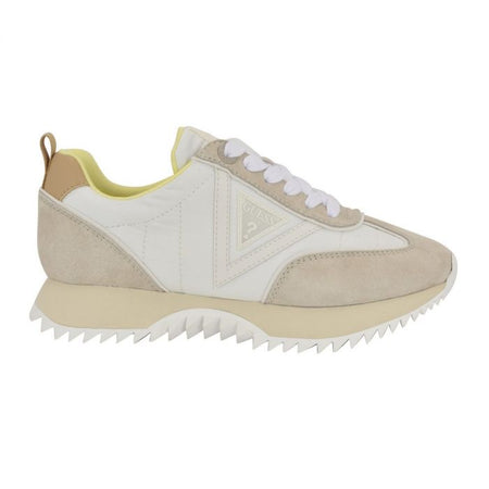 סניקרס גס Bail