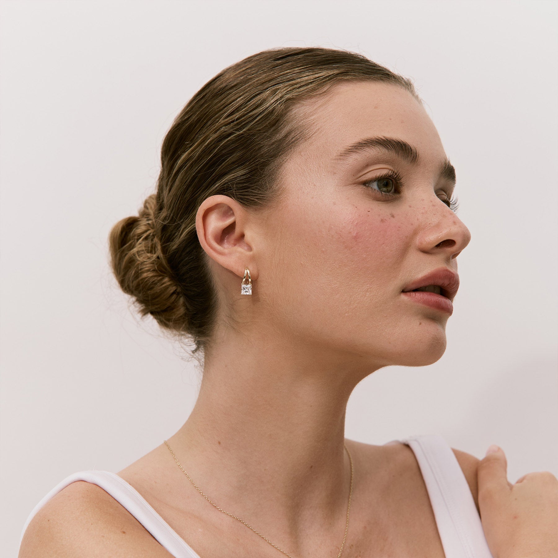 עגילים דנון