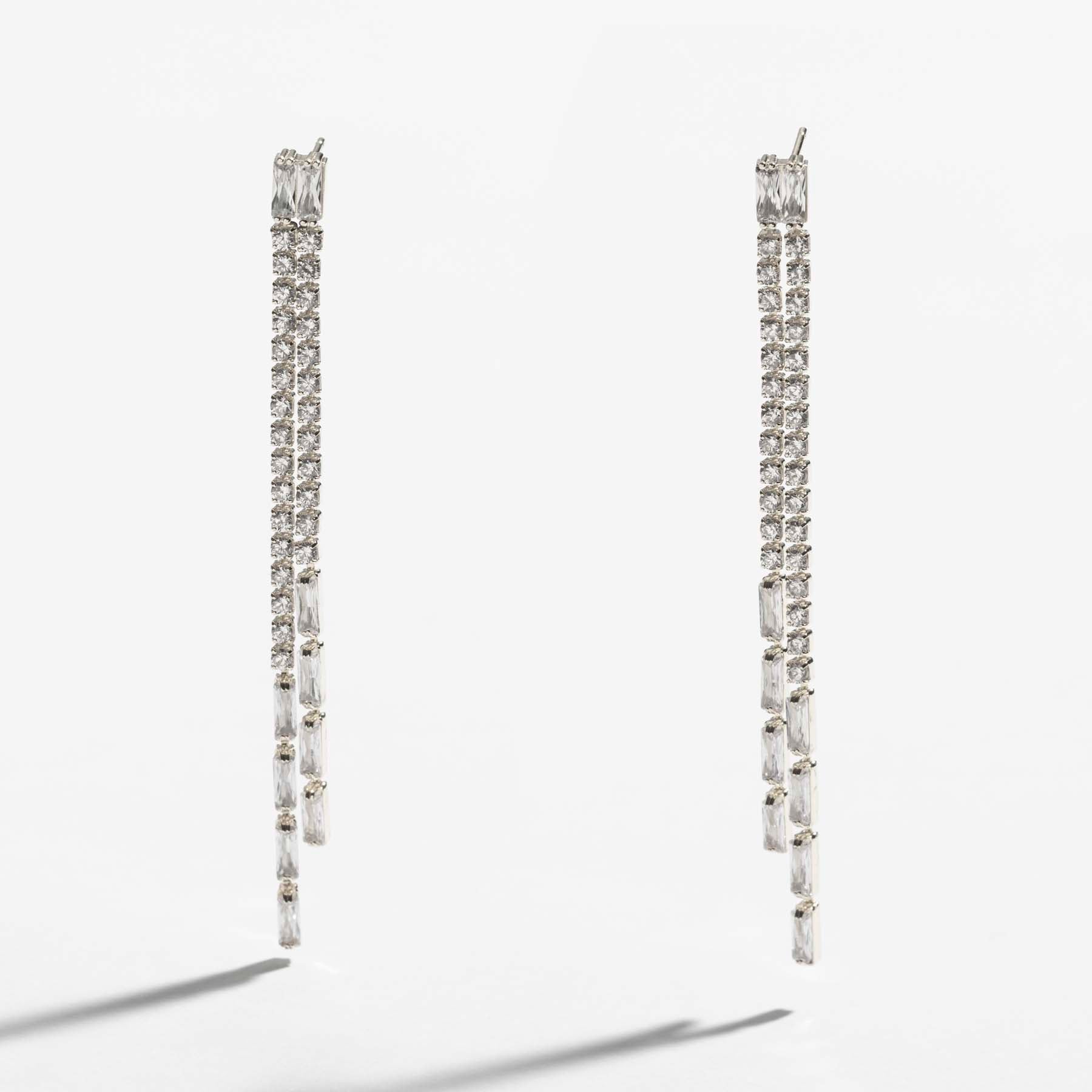 עגילים דנון