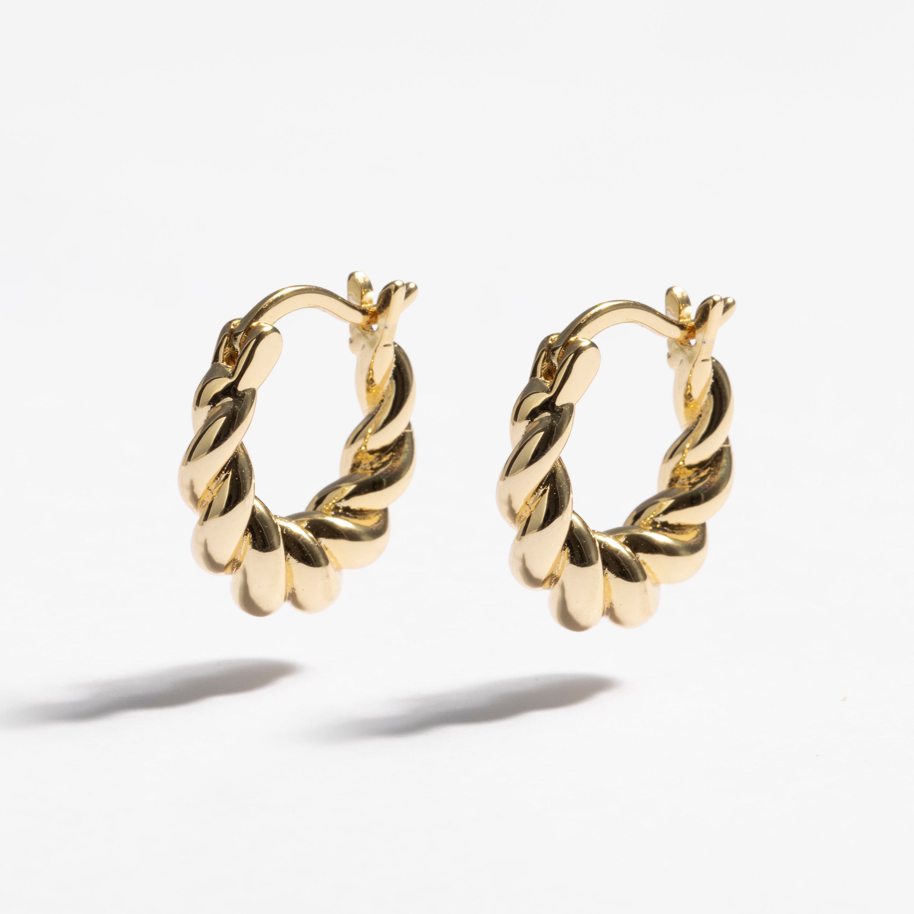 اقراط دانون