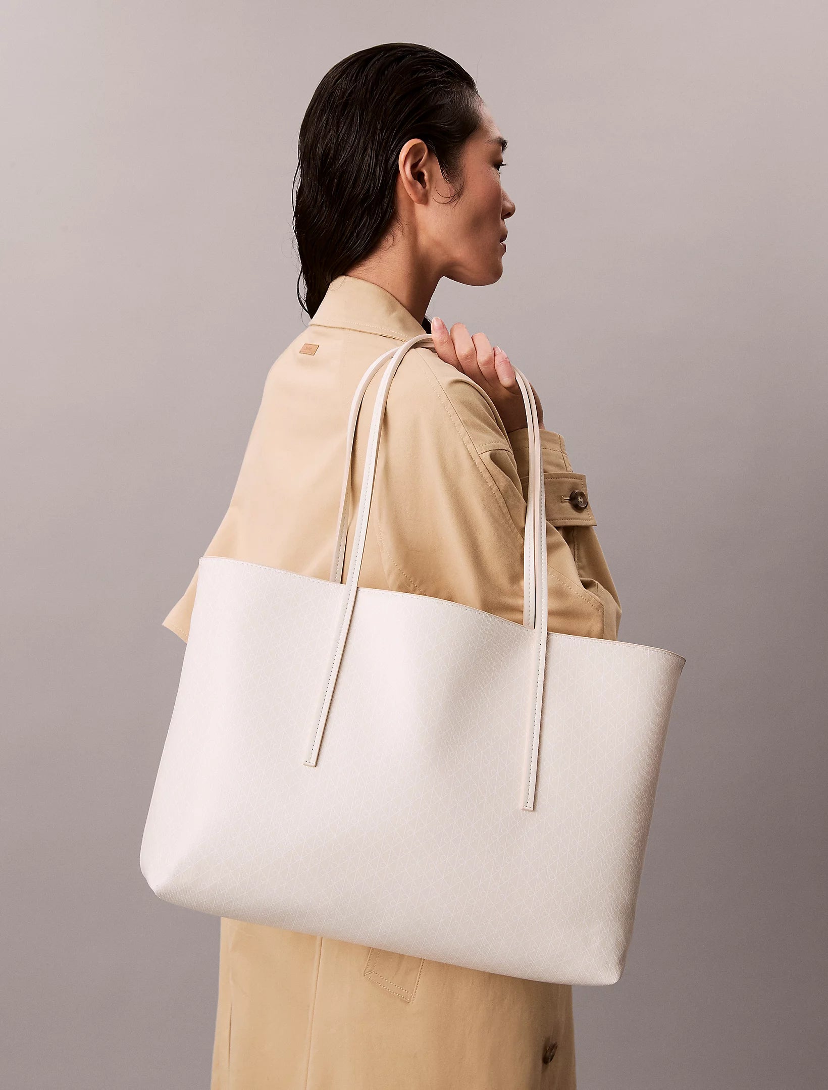 Calvin Klein Tote With Pouch On Strap Bag